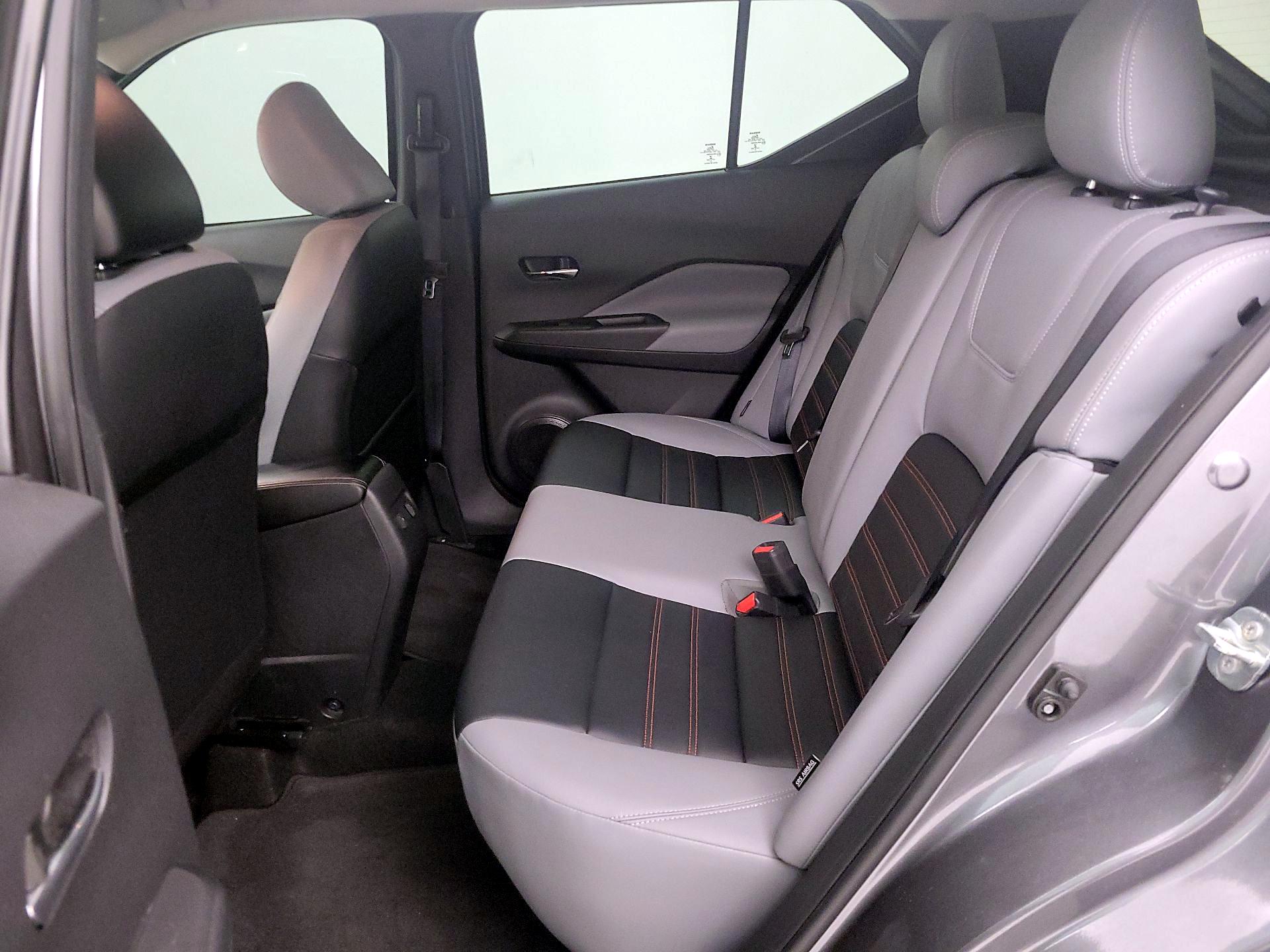 Thumbnail: 2023 Nissan Kicks - 19