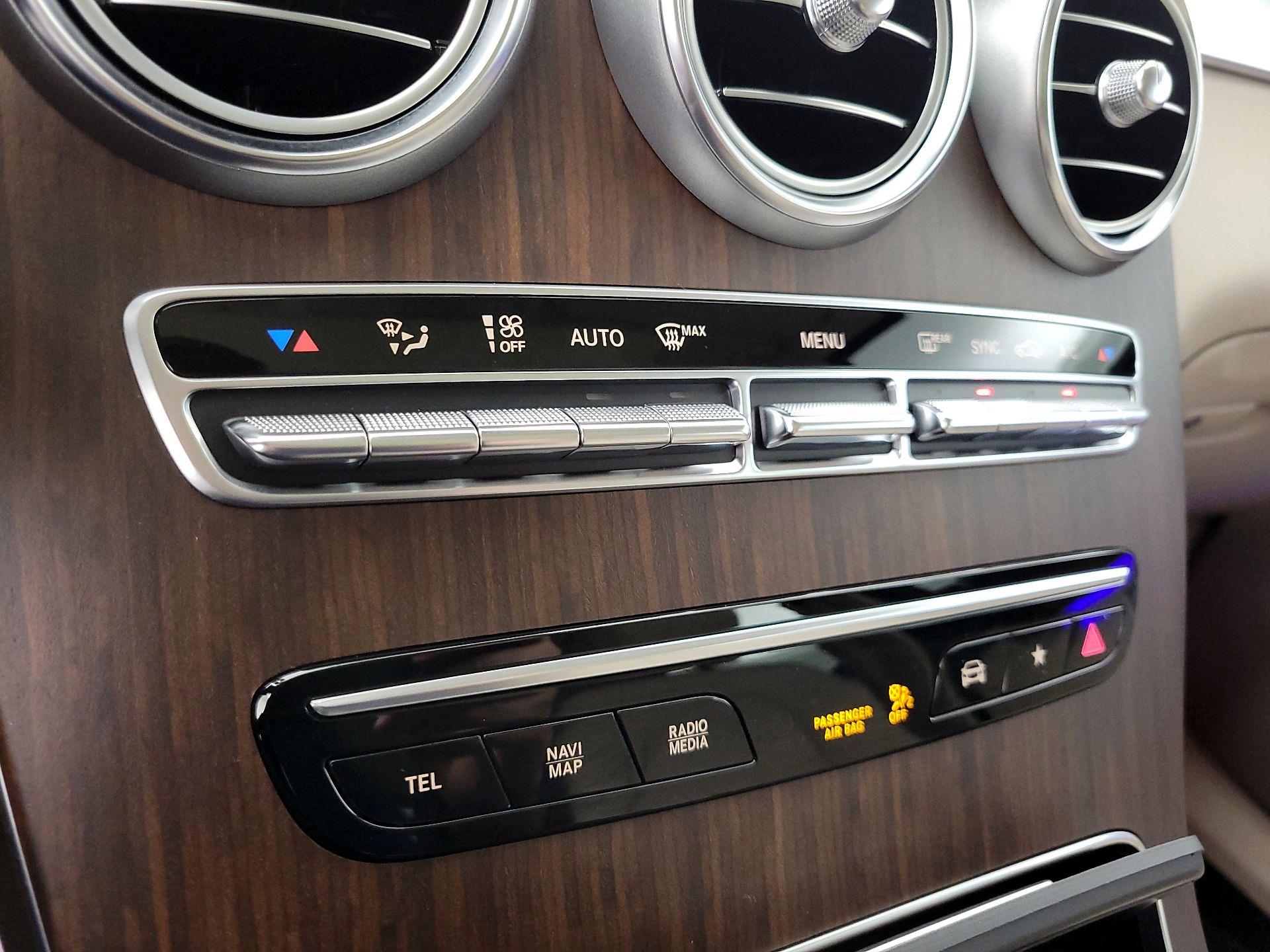 Thumbnail: 2022 Mercedes-Benz GLC - 16