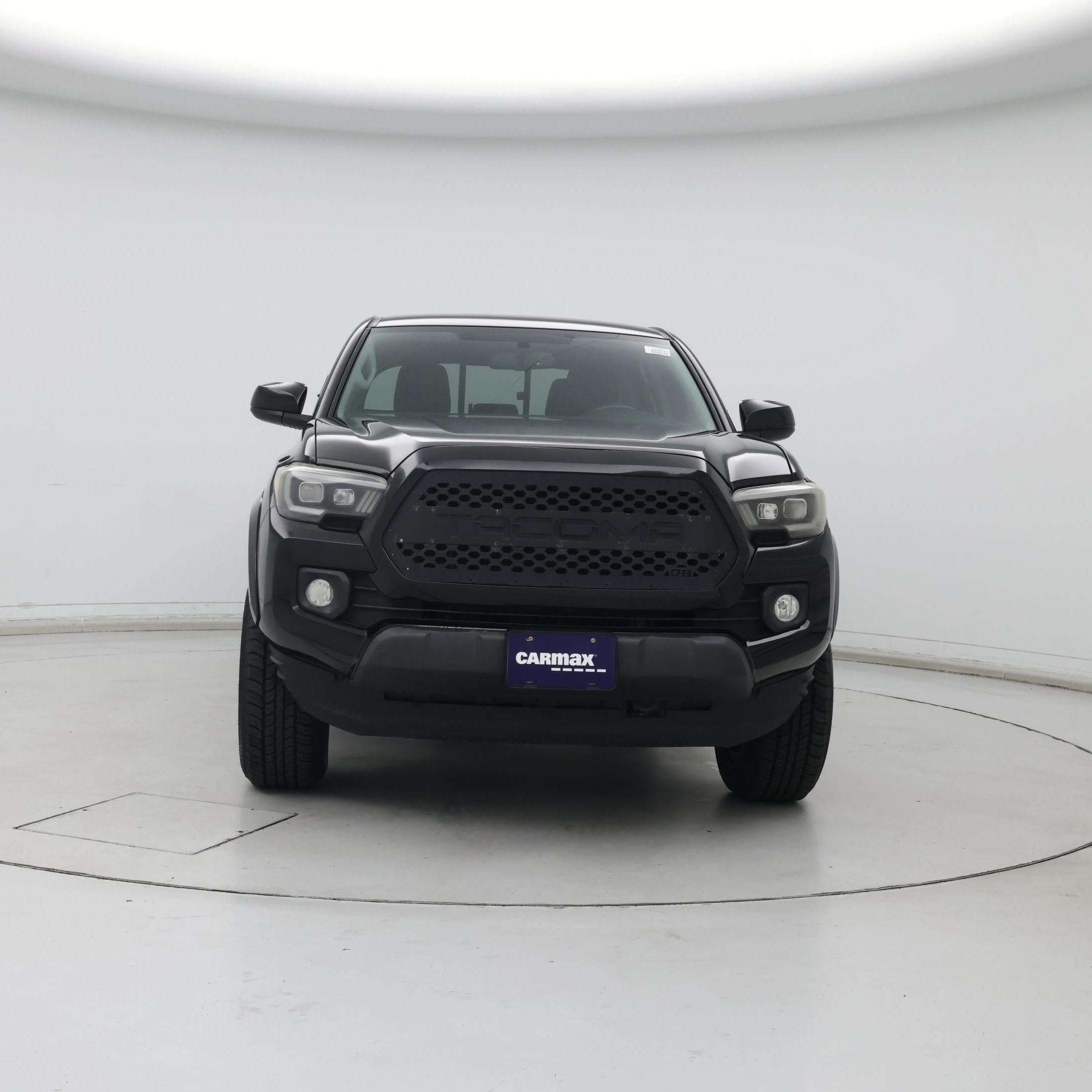 Thumbnail: 2017 Toyota Tacoma - 5