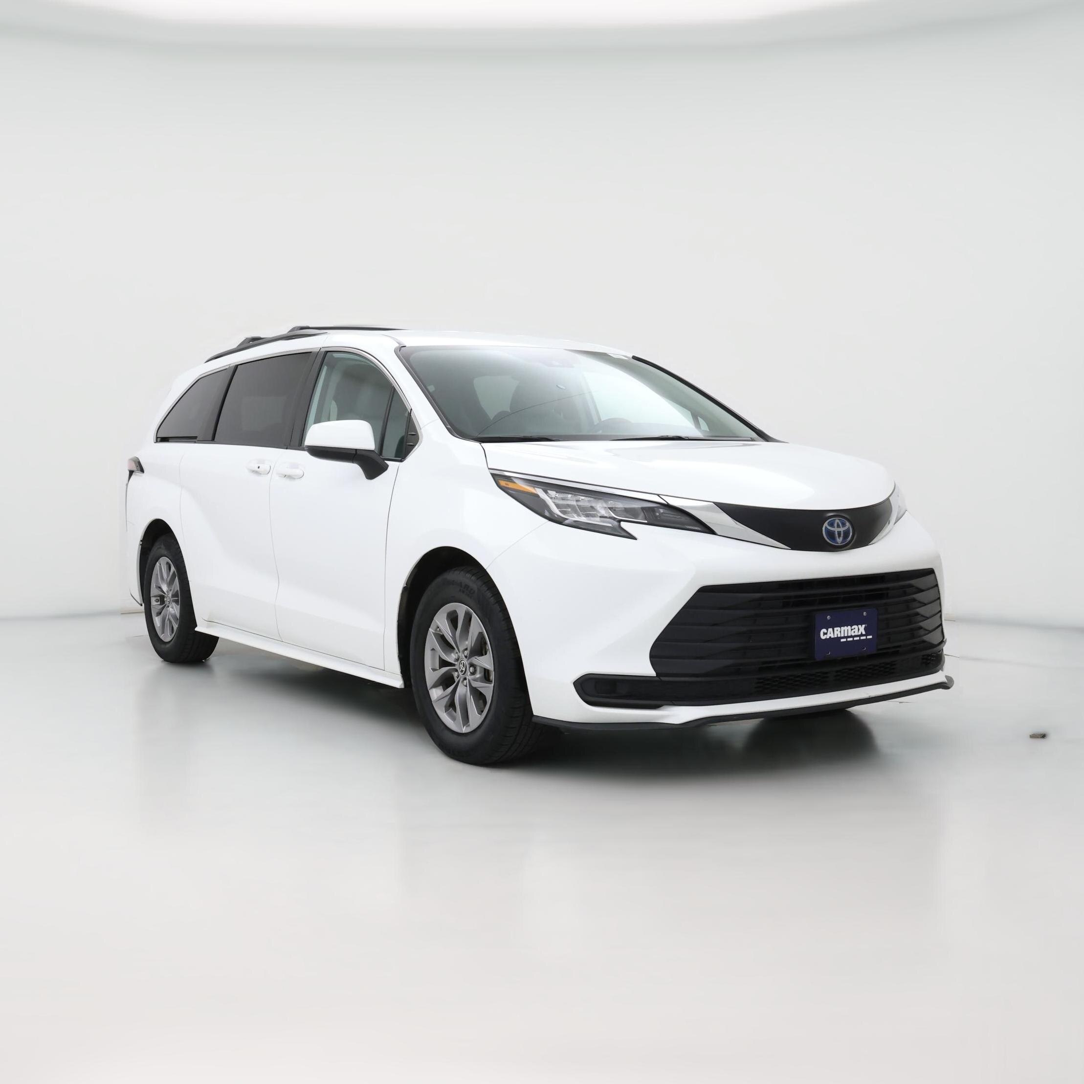 Thumbnail: 2022 Toyota Sienna - 1