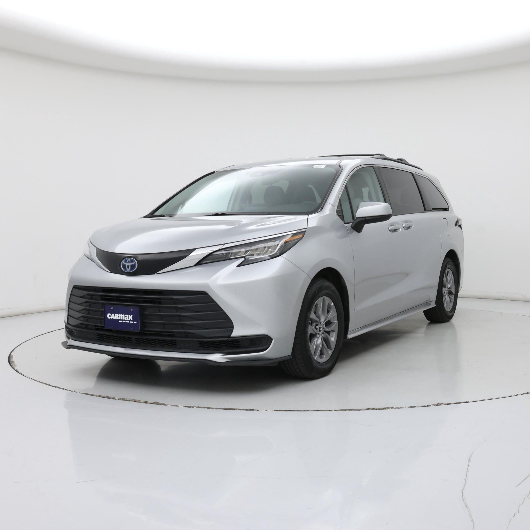 Thumbnail: 2022 Toyota Sienna - 4