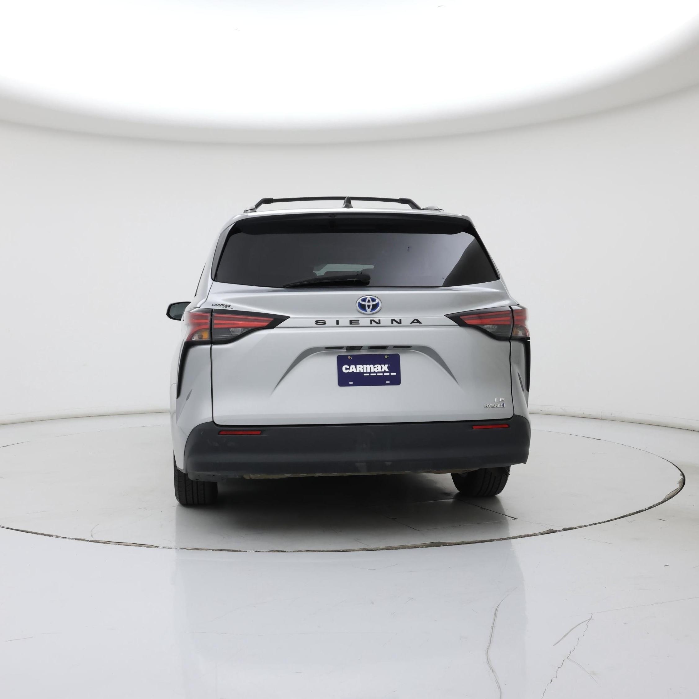 Thumbnail: 2022 Toyota Sienna - 6
