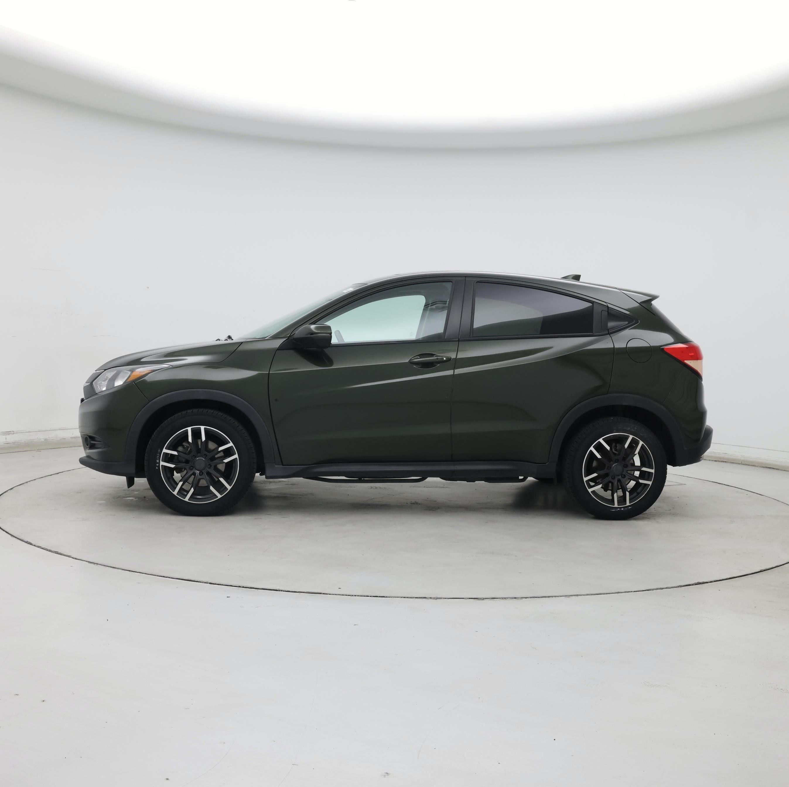Thumbnail: 2017 Honda HR-V - 3