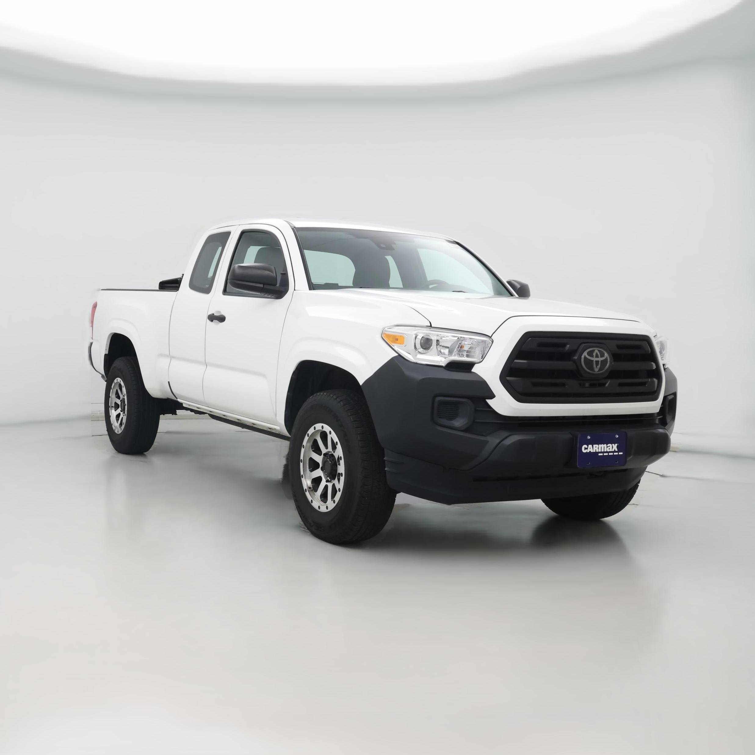 Thumbnail: 2018 Toyota Tacoma - 1