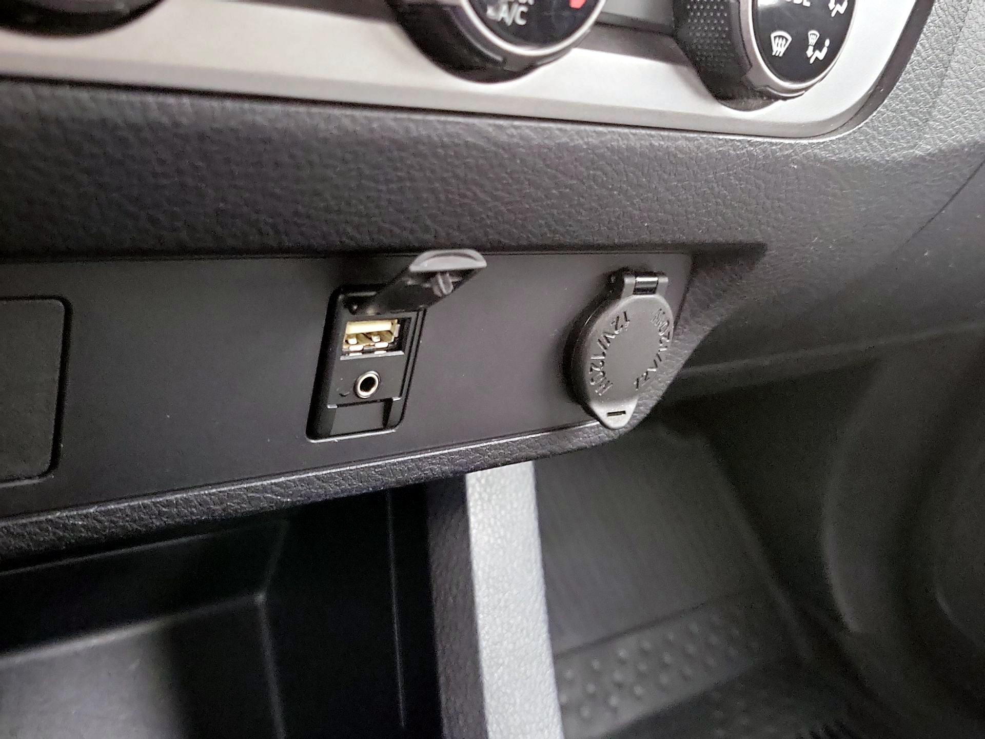 Thumbnail: 2018 Toyota Tacoma - 18