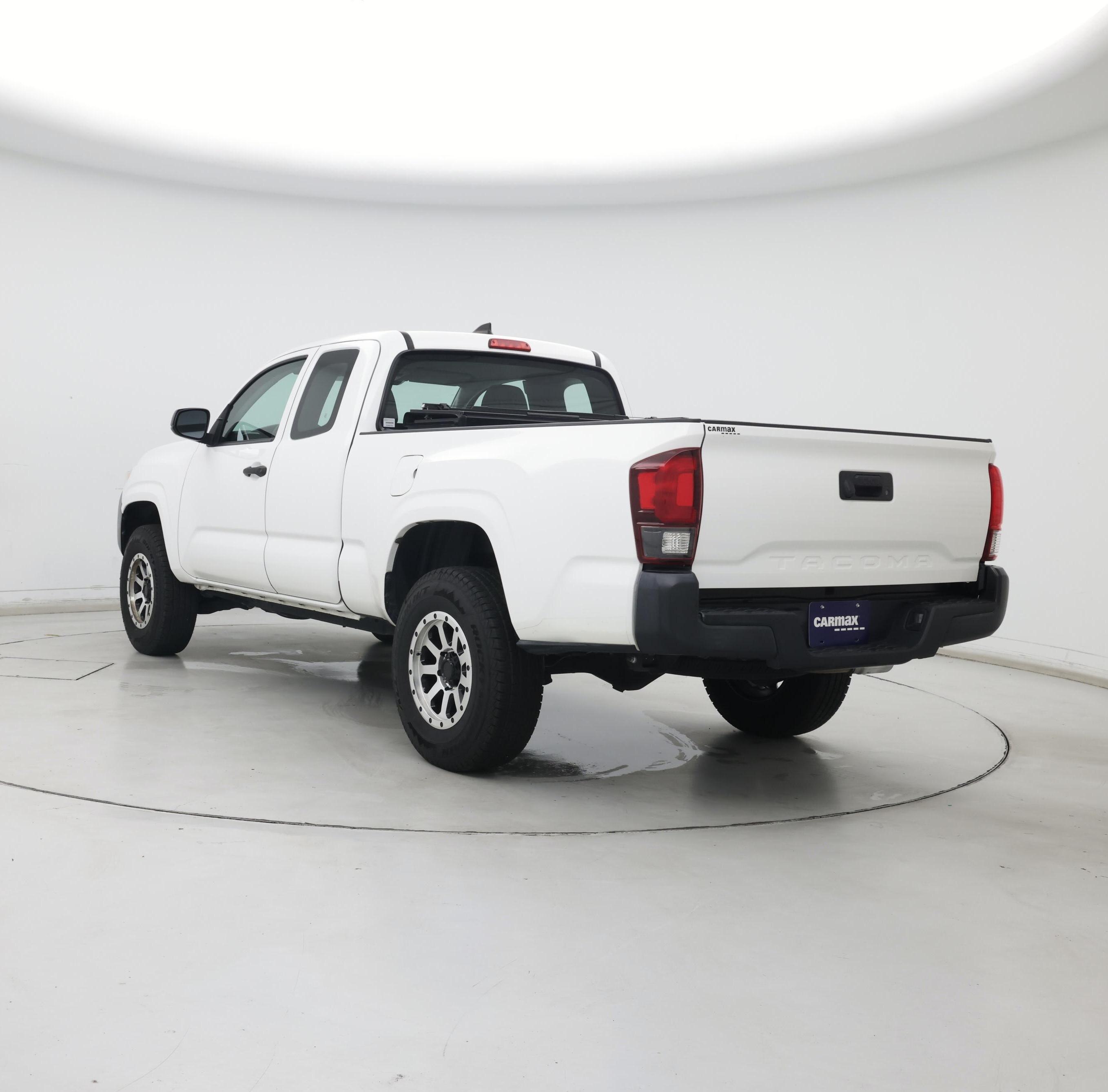 Thumbnail: 2018 Toyota Tacoma - 2