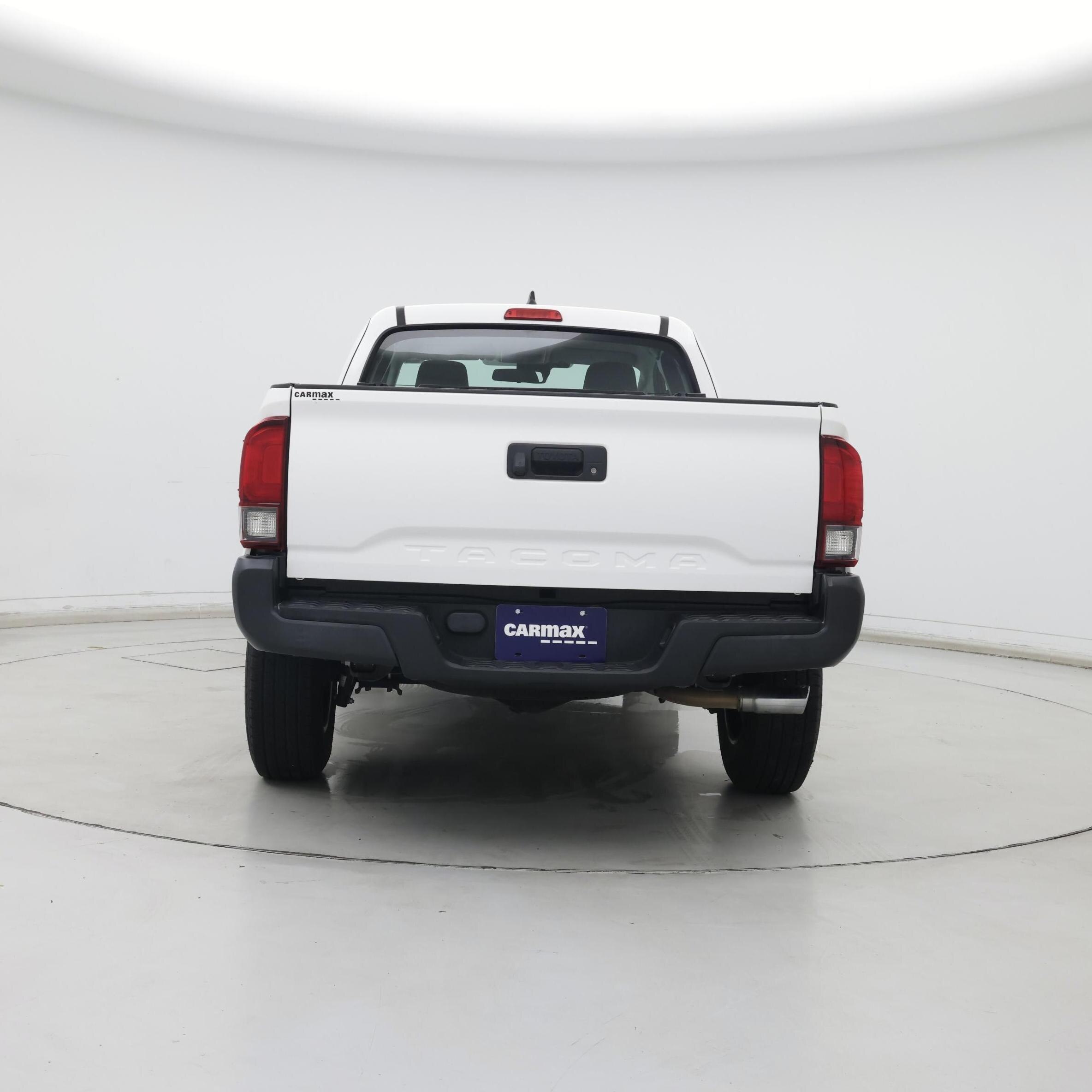 Thumbnail: 2018 Toyota Tacoma - 6