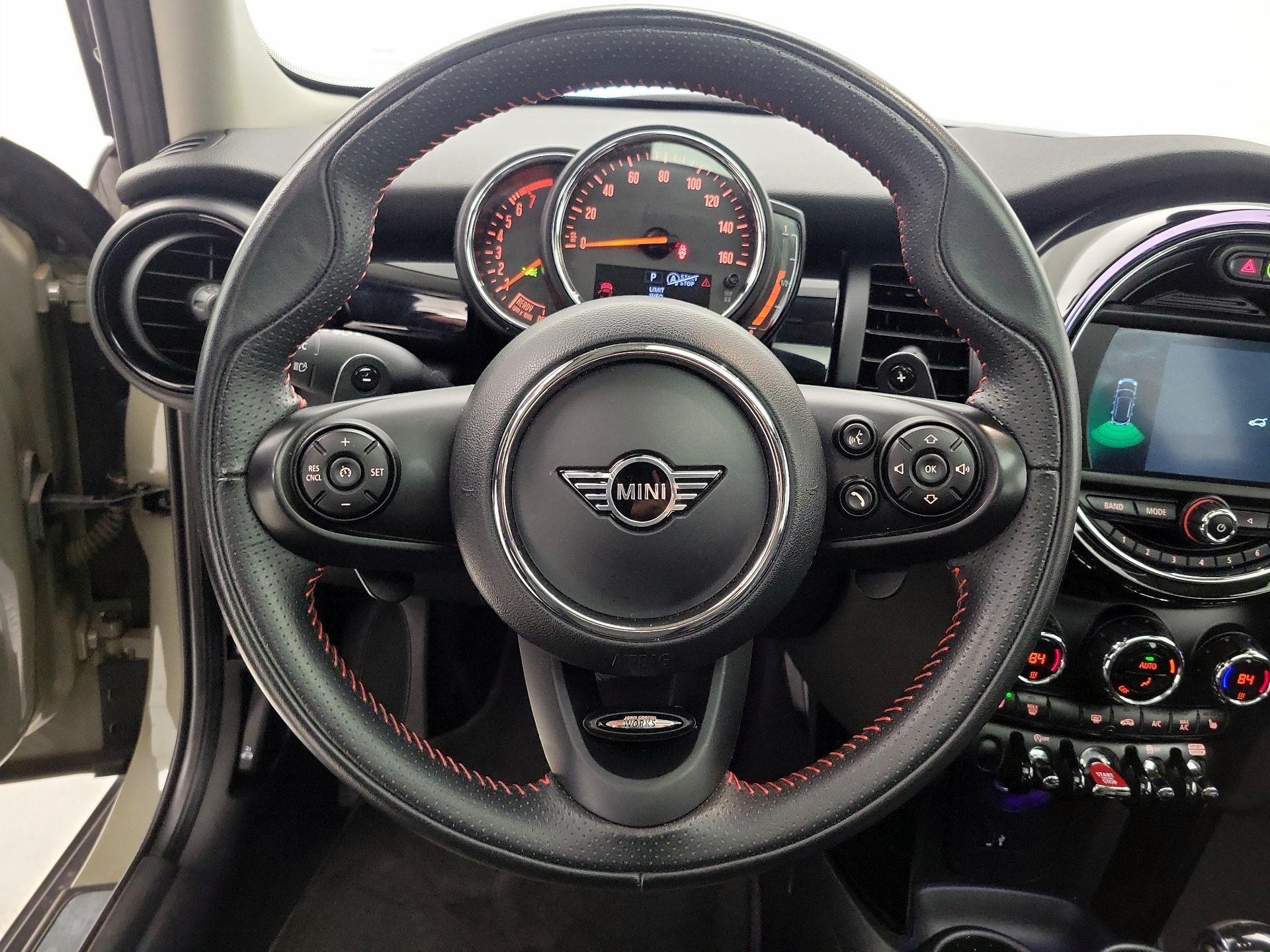 Thumbnail: 2020 MINI Cooper Hardtop - 10