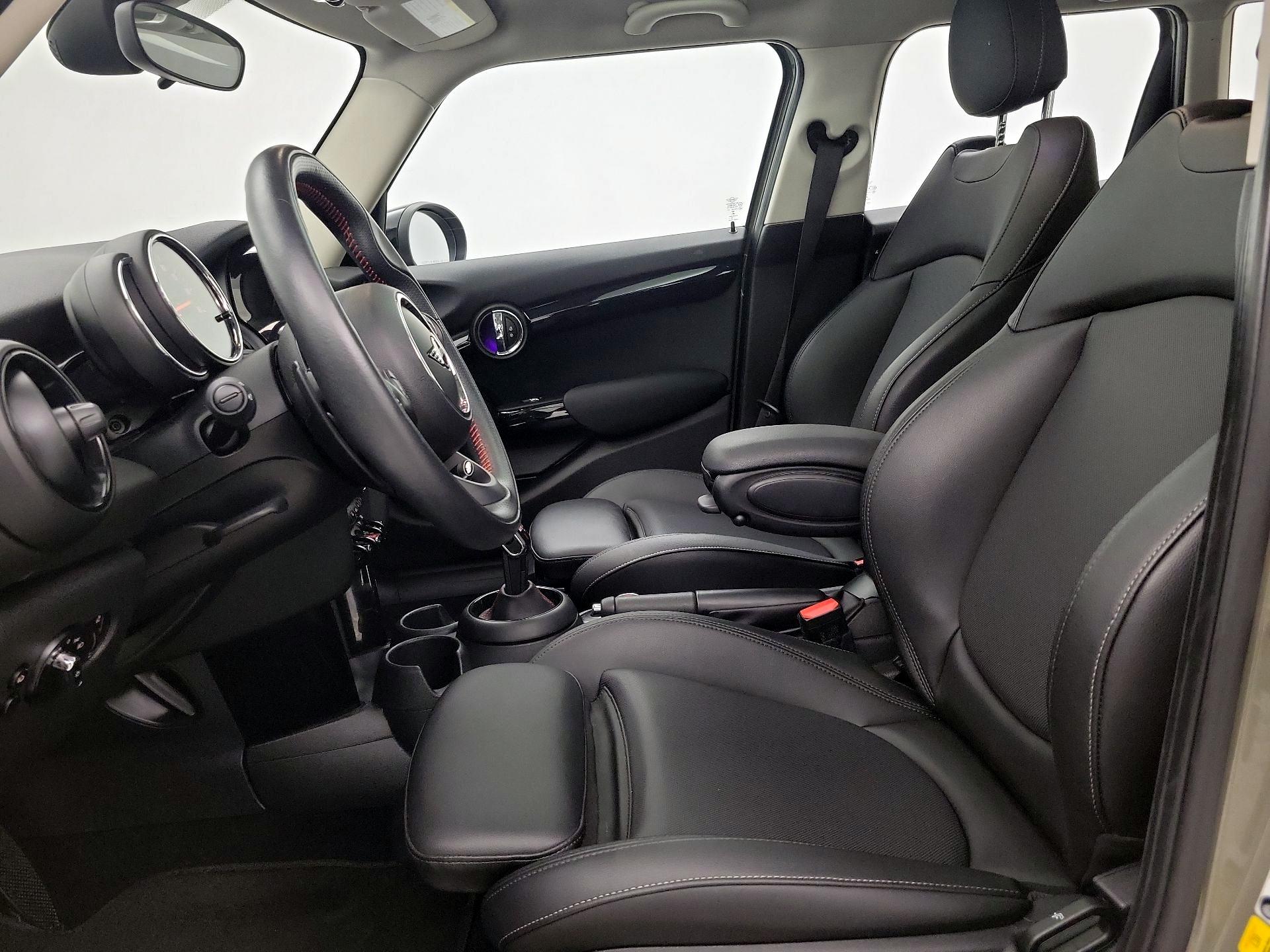 Thumbnail: 2020 MINI Cooper Hardtop - 11