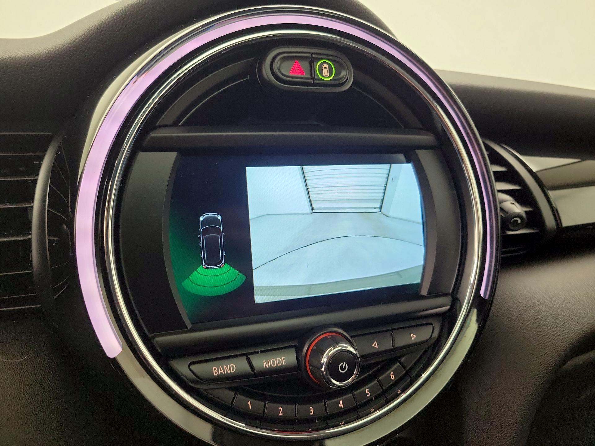 Thumbnail: 2020 MINI Cooper Hardtop - 14