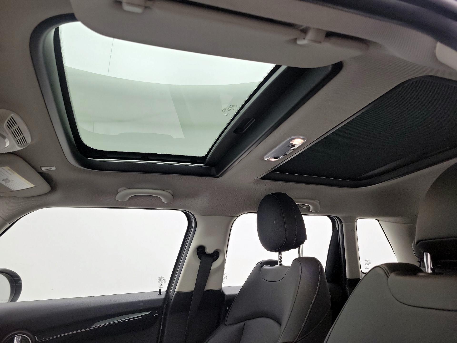 Thumbnail: 2020 MINI Cooper Hardtop - 19