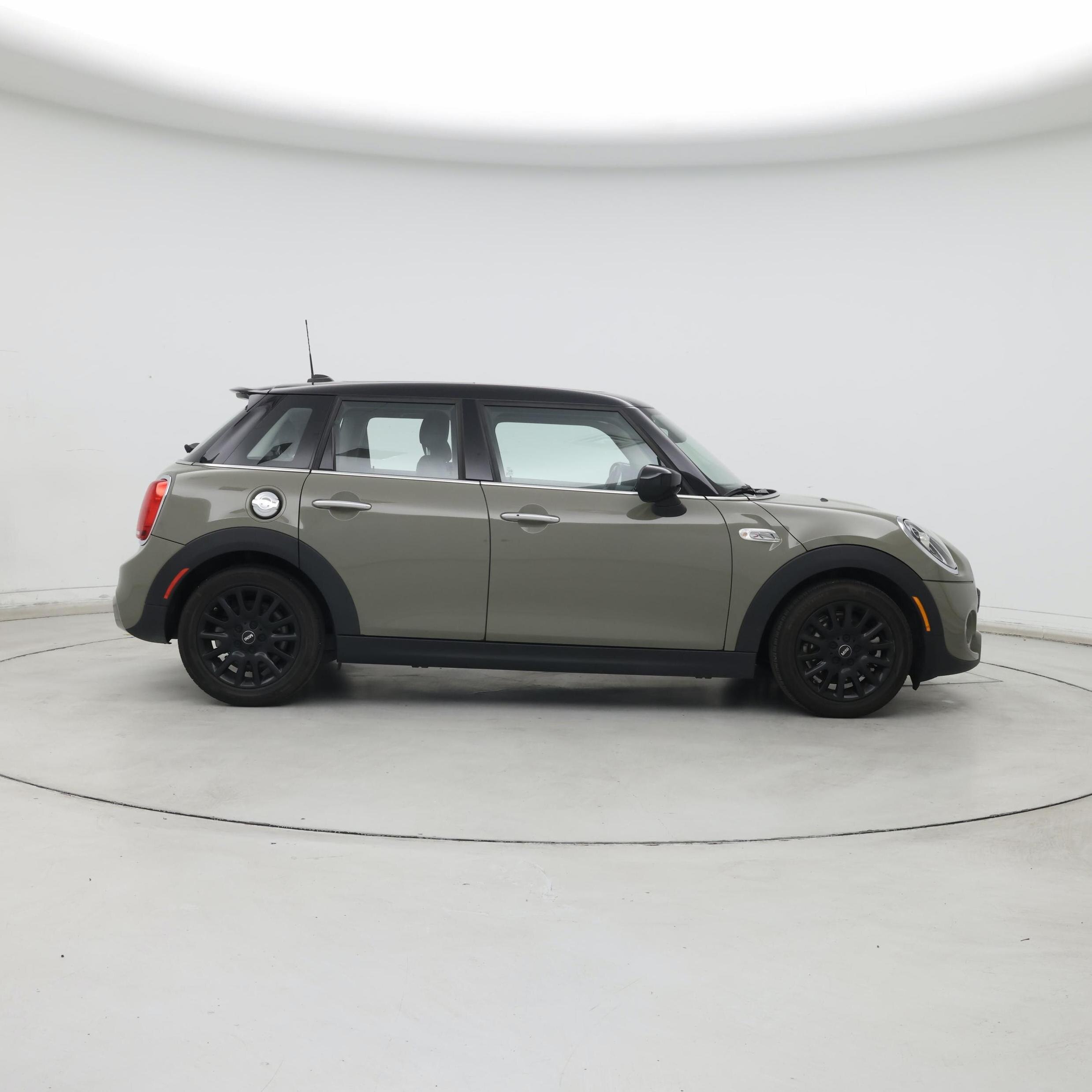 Thumbnail: 2020 MINI Cooper Hardtop - 7
