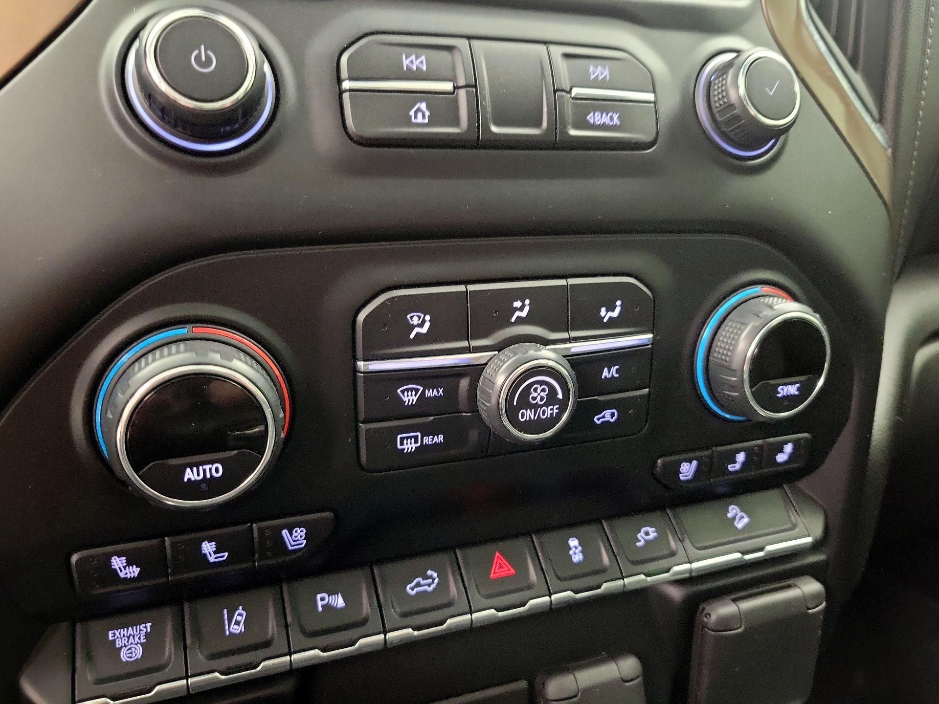 Thumbnail: 2020 Chevrolet Silverado 2500 - 17