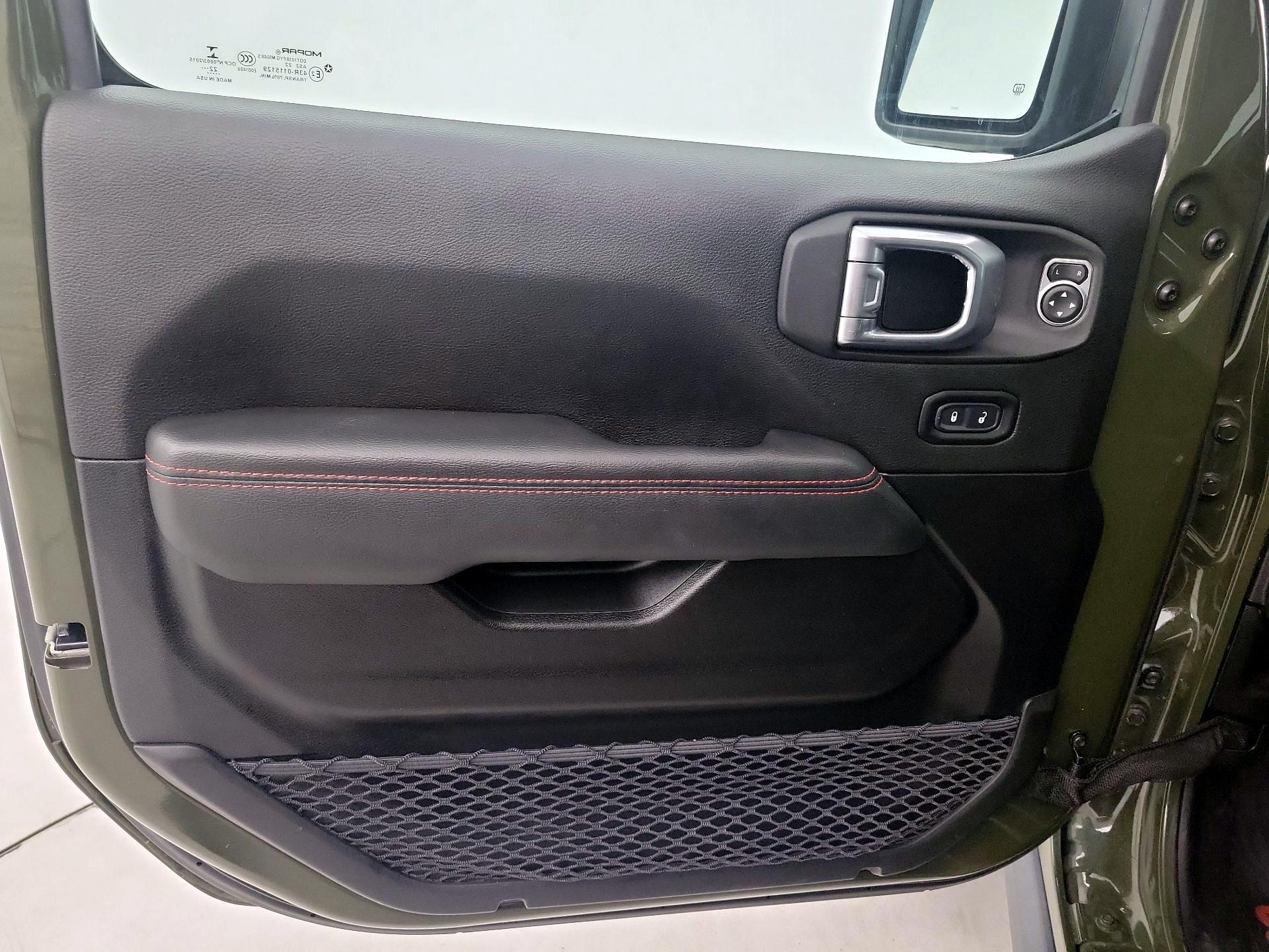 Thumbnail: 2023 Jeep Gladiator - 12