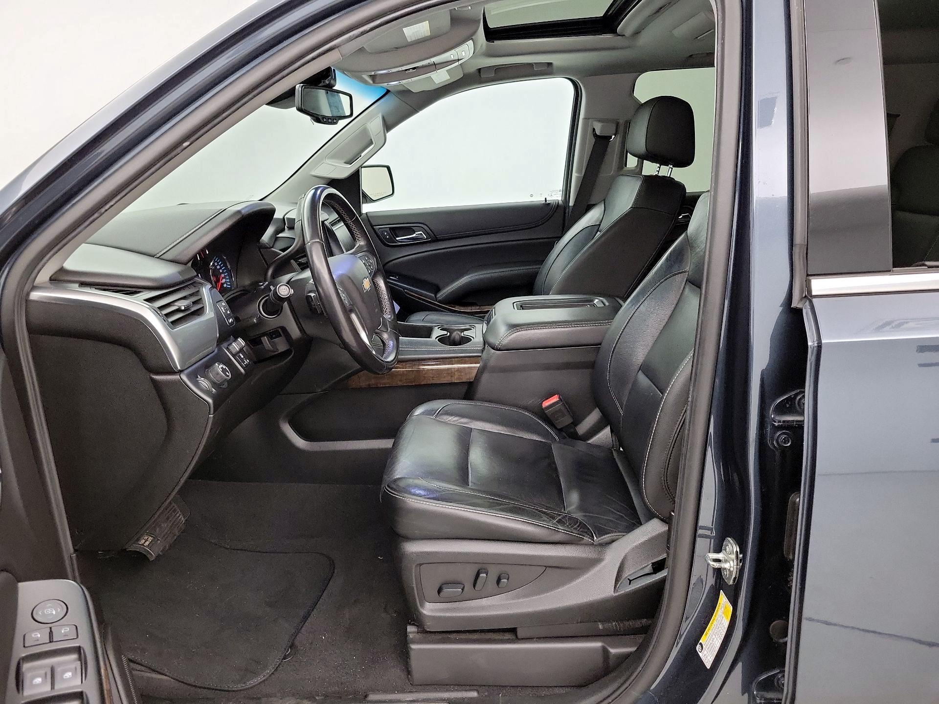 Thumbnail: 2019 Chevrolet Tahoe - 11