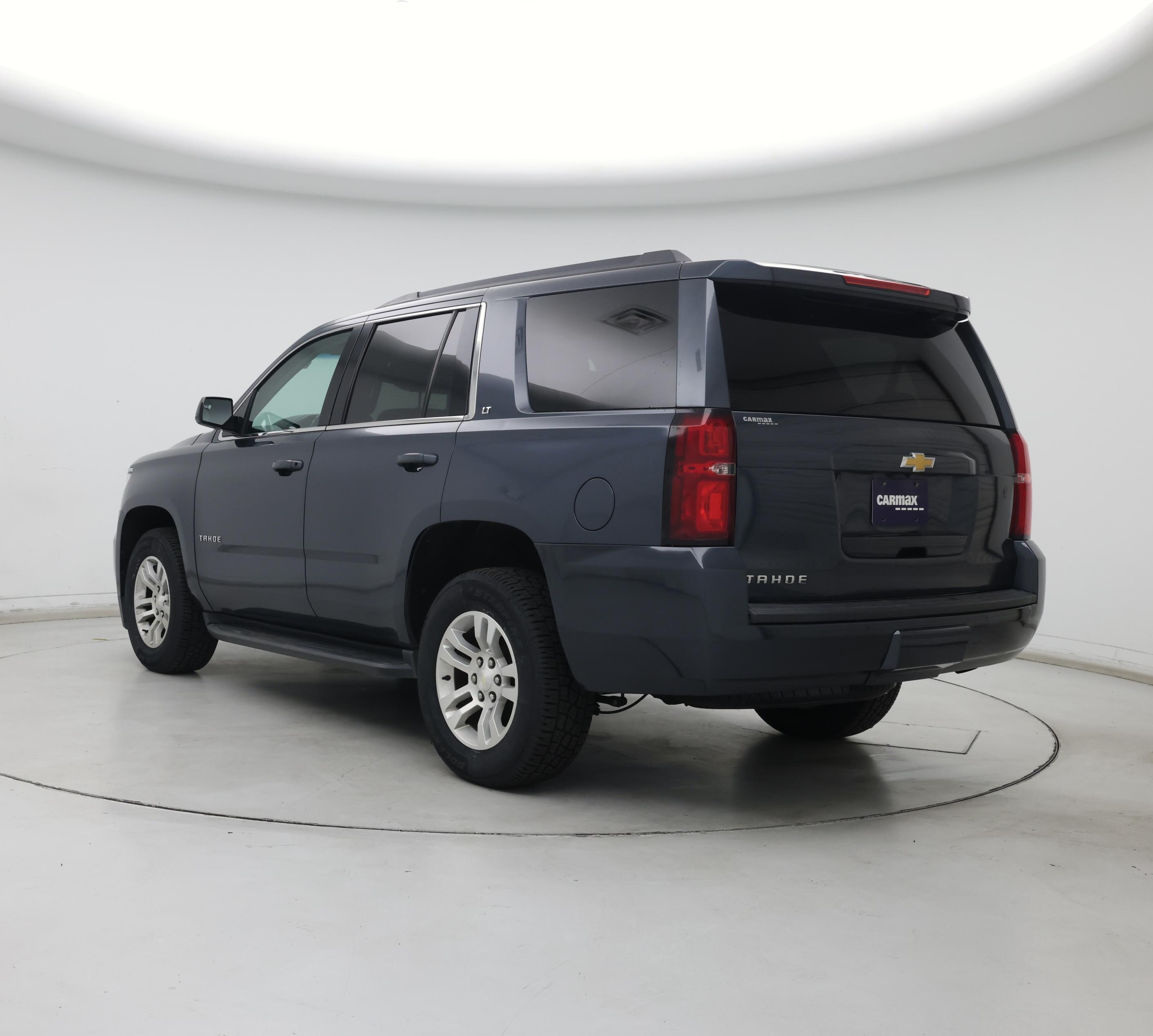 Thumbnail: 2019 Chevrolet Tahoe - 2