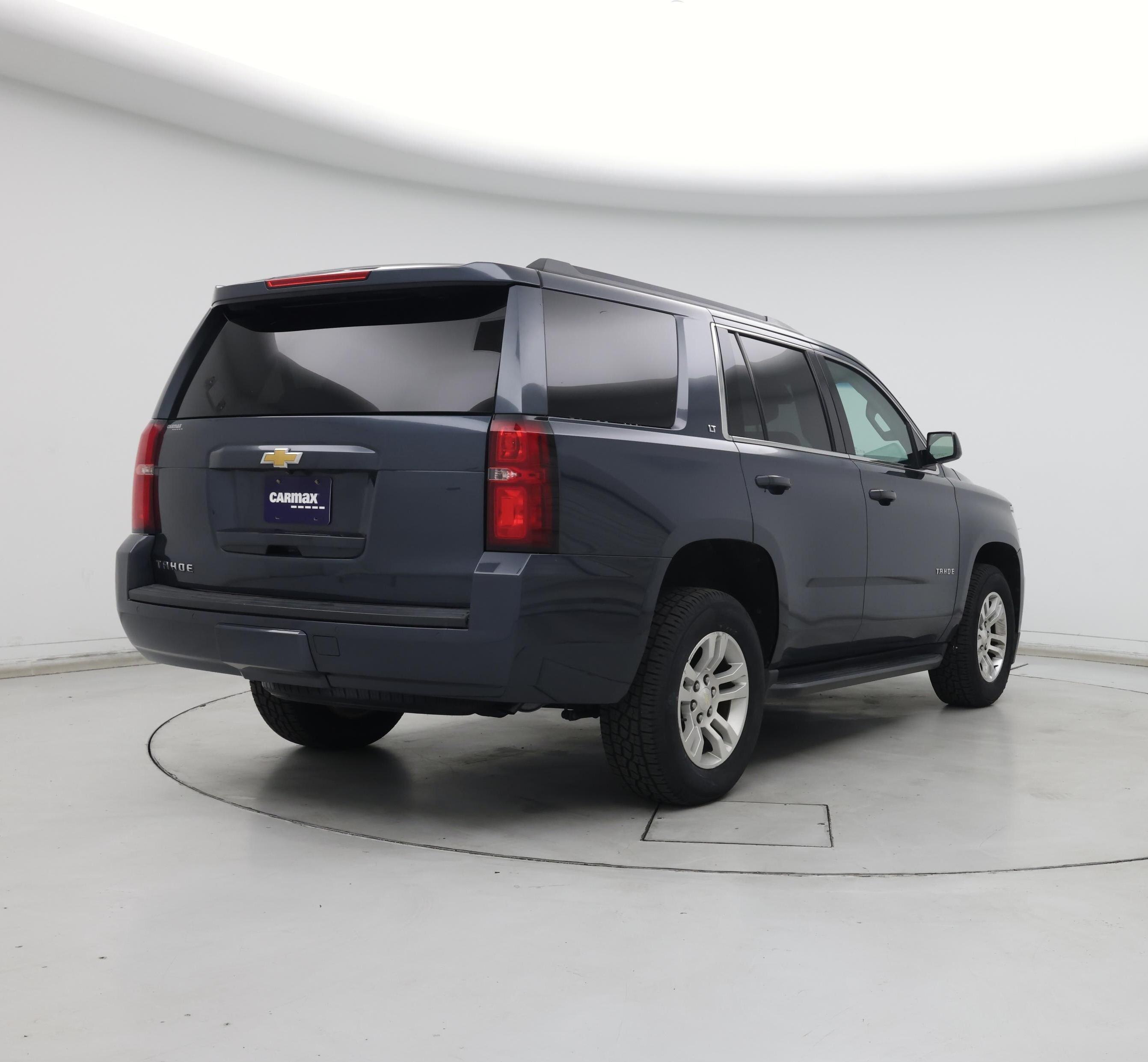 Thumbnail: 2019 Chevrolet Tahoe - 8
