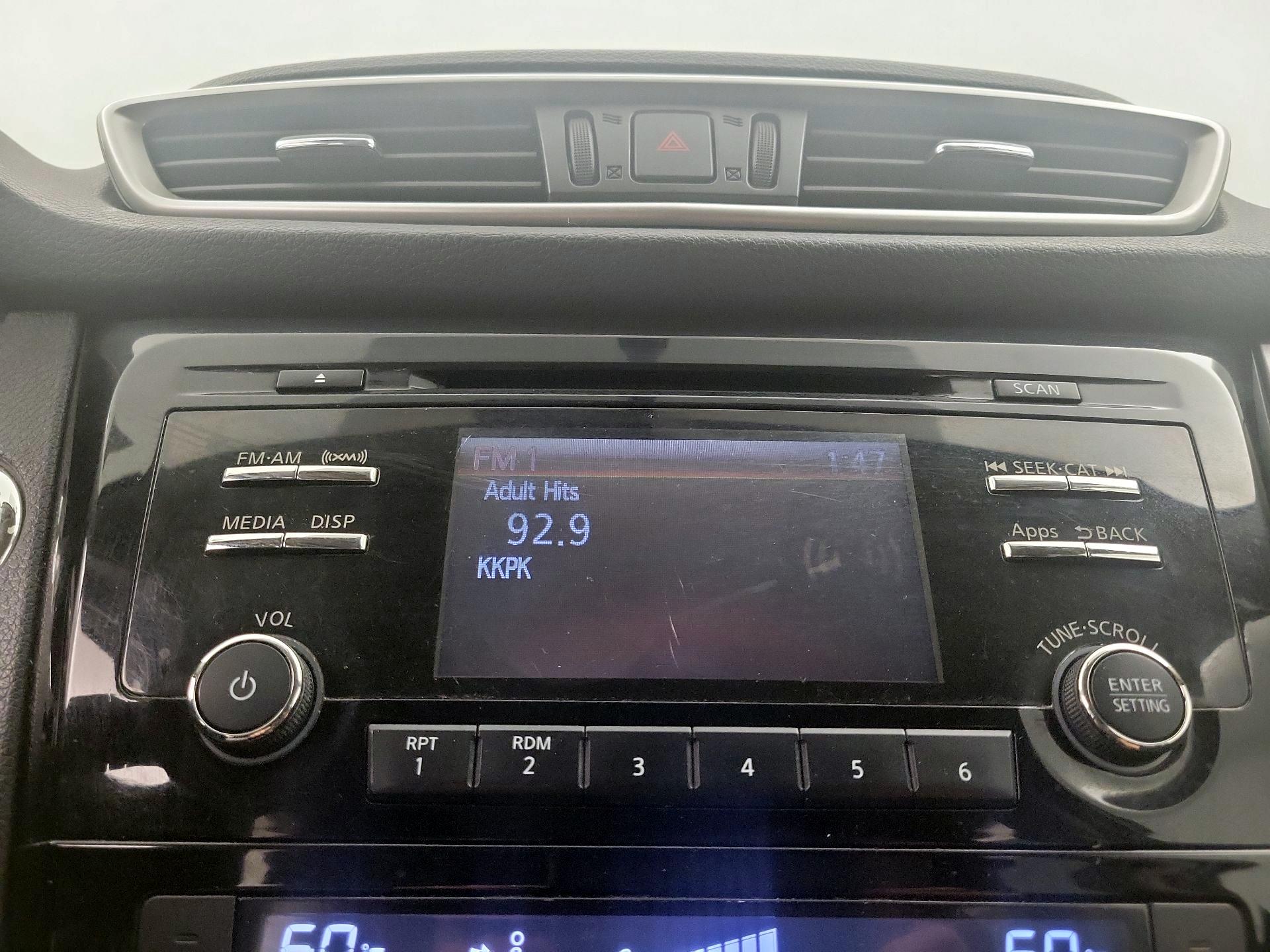 Thumbnail: 2014 Nissan Rogue - 15