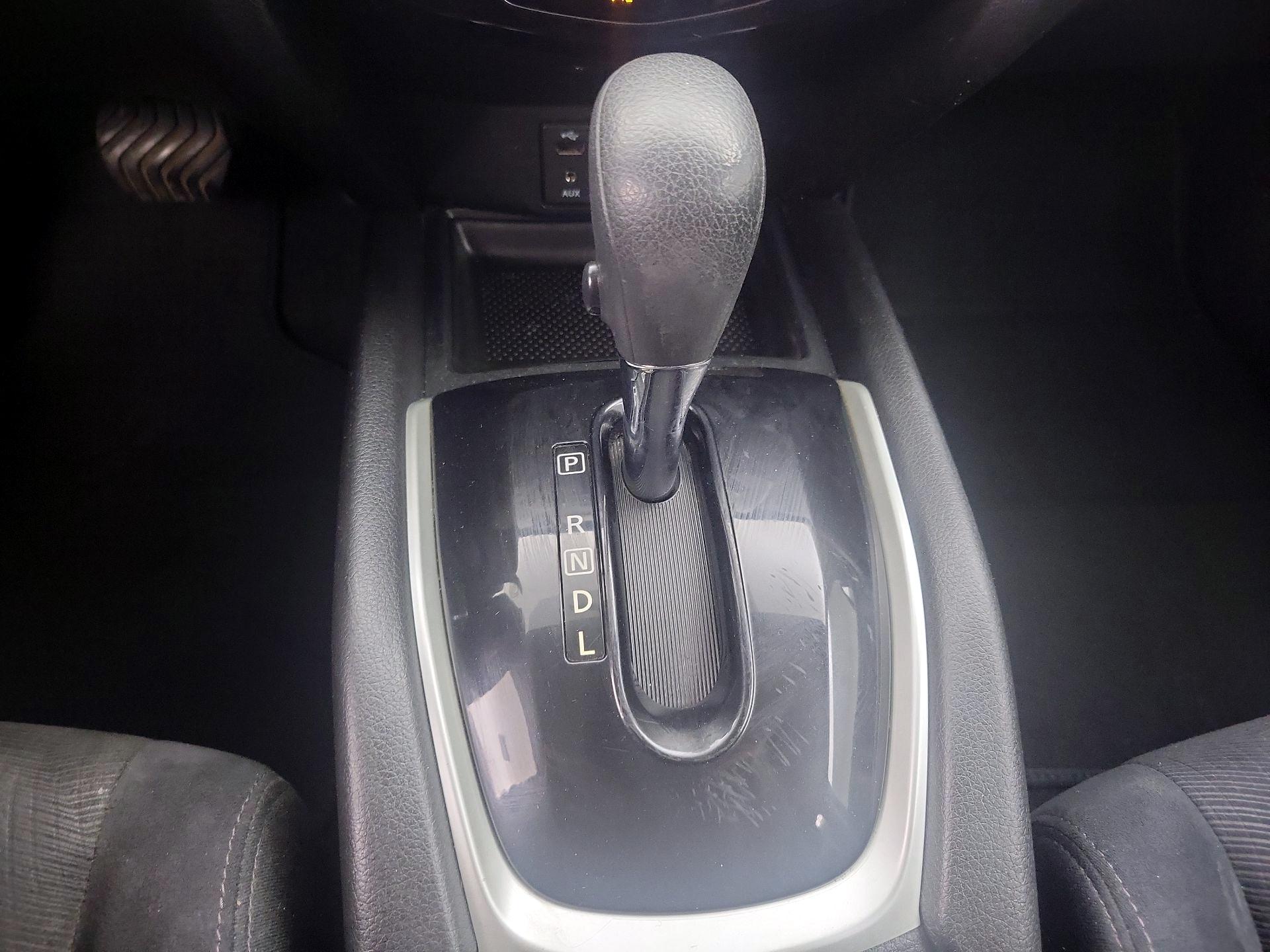 Thumbnail: 2014 Nissan Rogue - 17