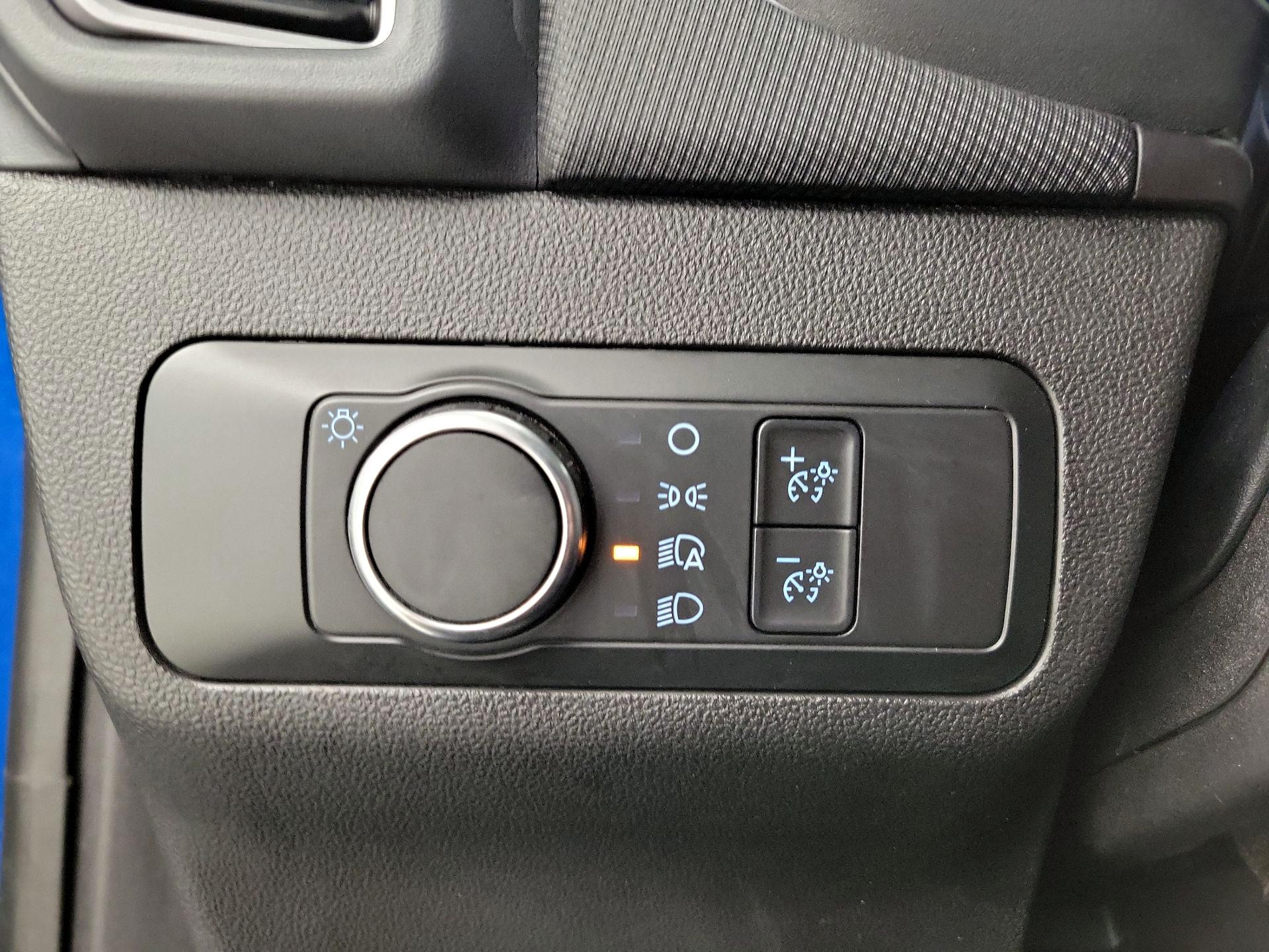 Thumbnail: 2022 Ford Bronco Sport - 13