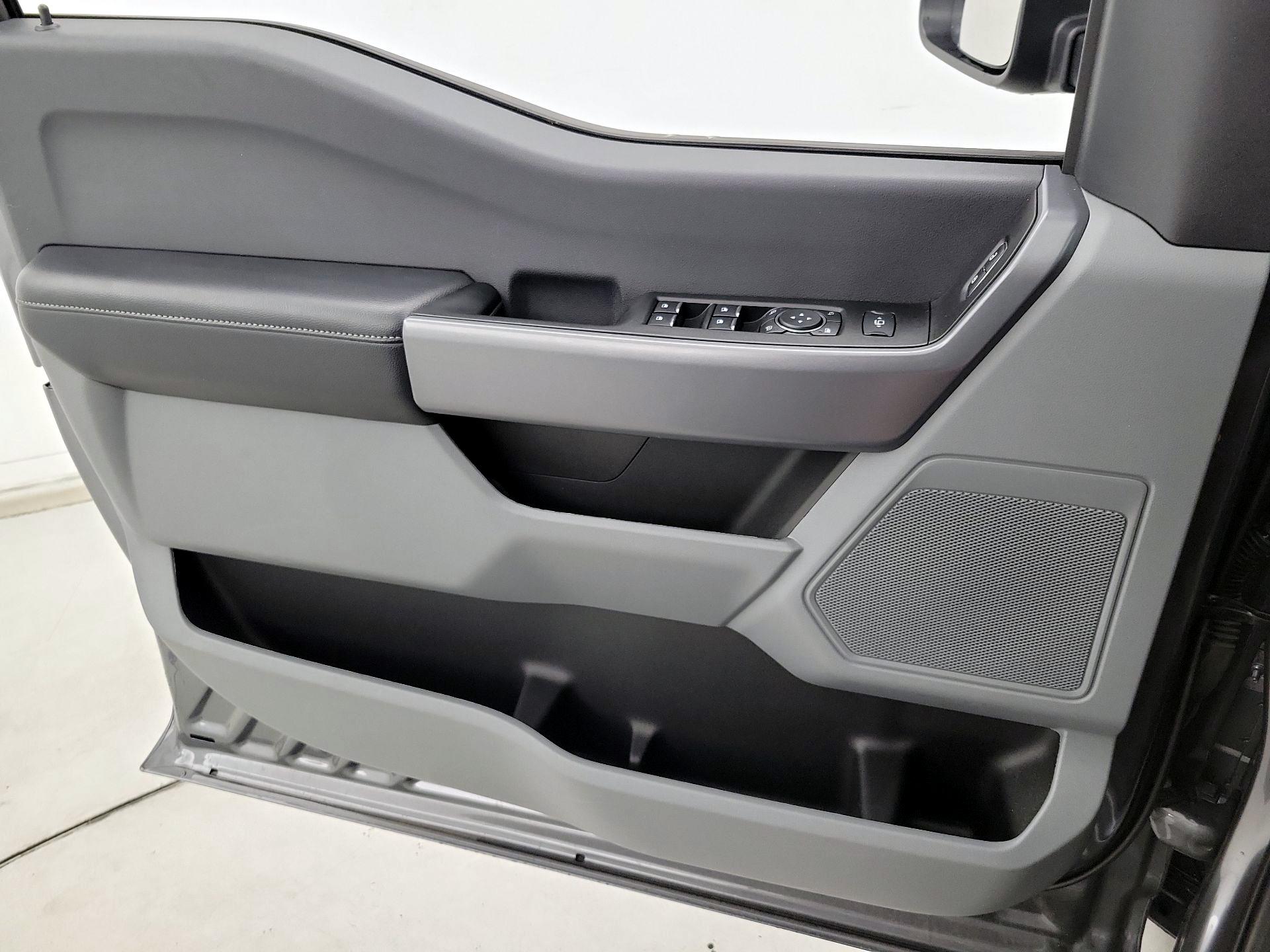 Thumbnail: 2024 Ford F-250 - 12