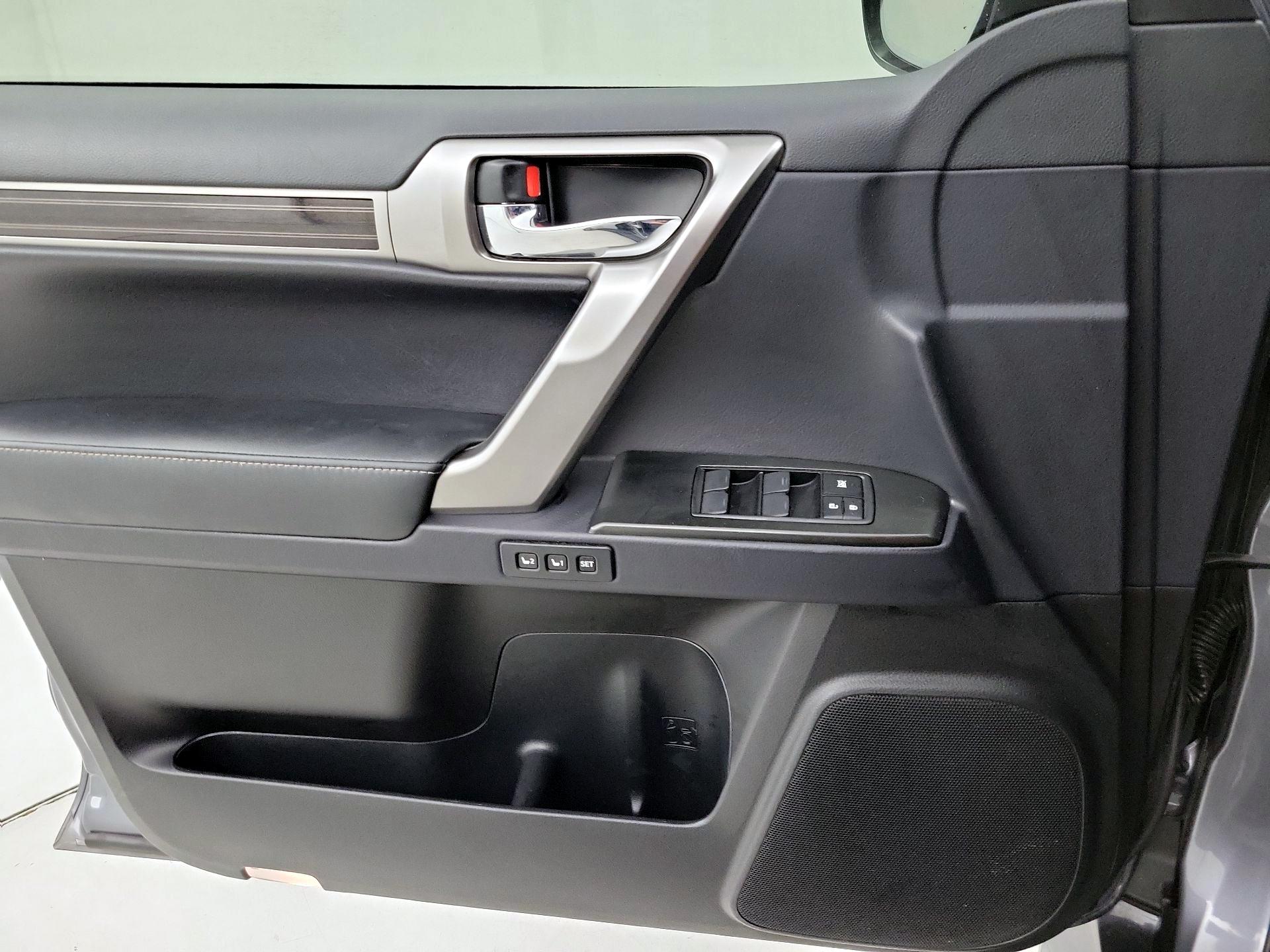 Thumbnail: 2022 Lexus GX - 12