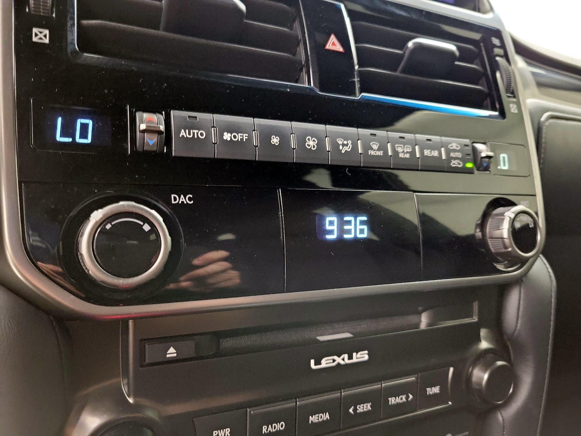 Thumbnail: 2022 Lexus GX - 17