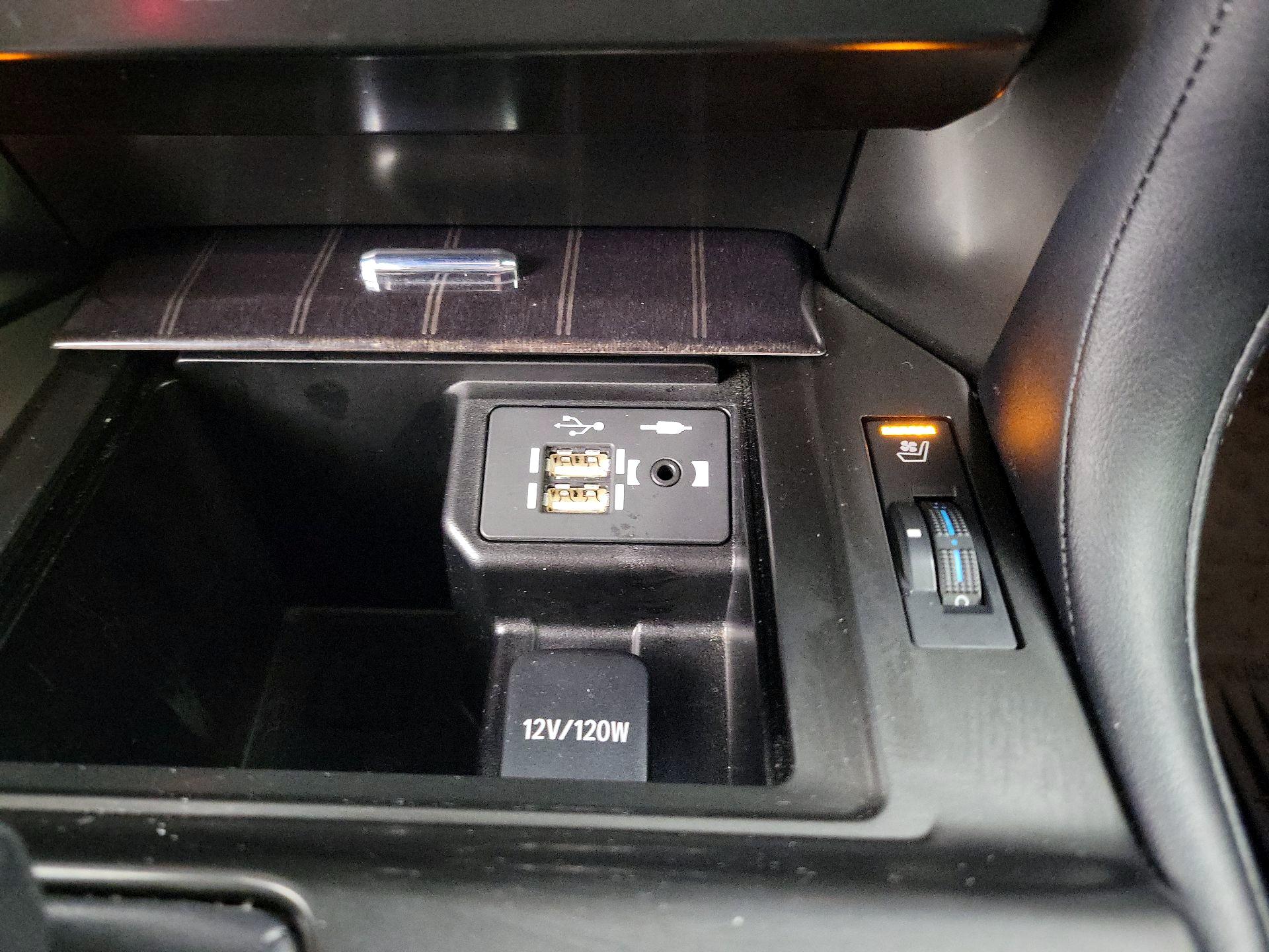 Thumbnail: 2022 Lexus GX - 19