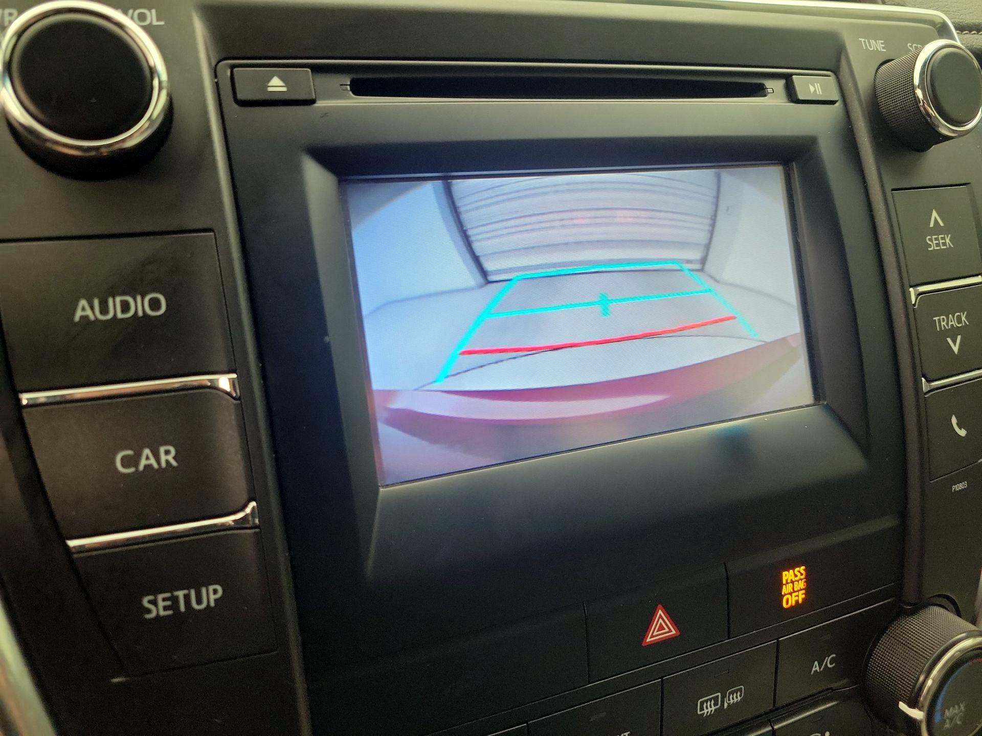 Thumbnail: 2015 Toyota Camry - 14