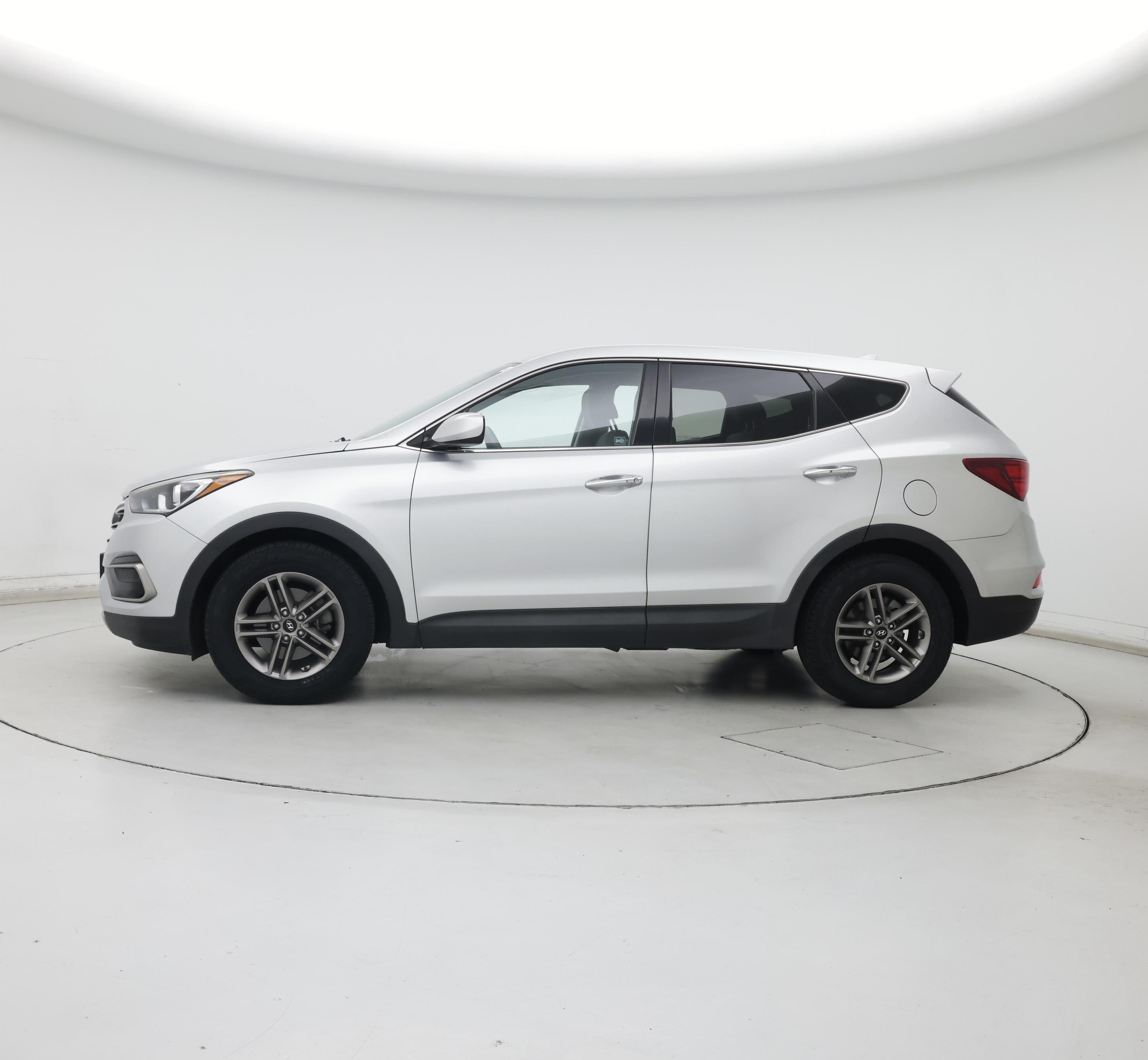 Thumbnail: 2017 Hyundai Santa Fe - 3