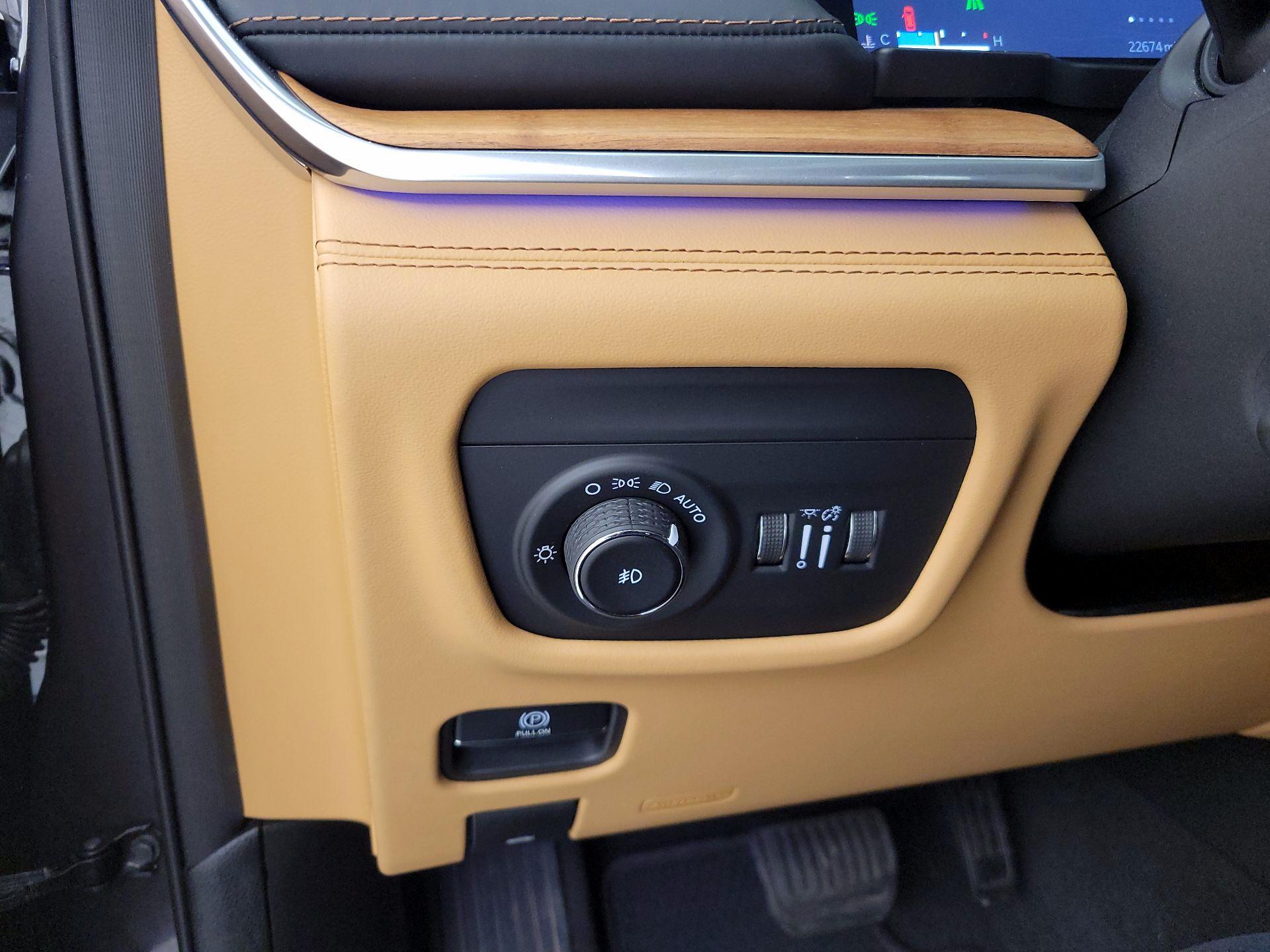 Thumbnail: 2022 Jeep Grand Cherokee L - 13