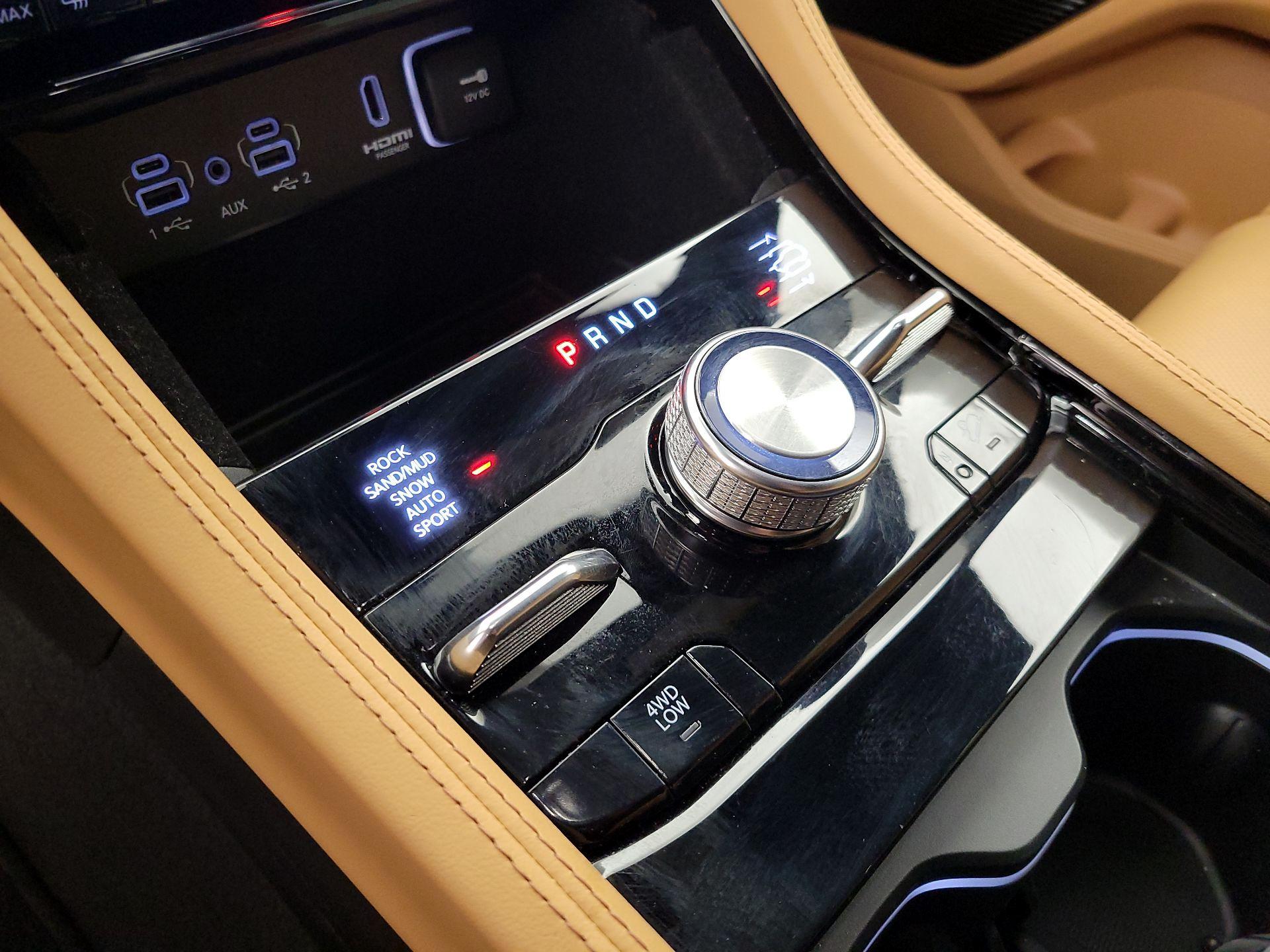 Thumbnail: 2022 Jeep Grand Cherokee L - 18