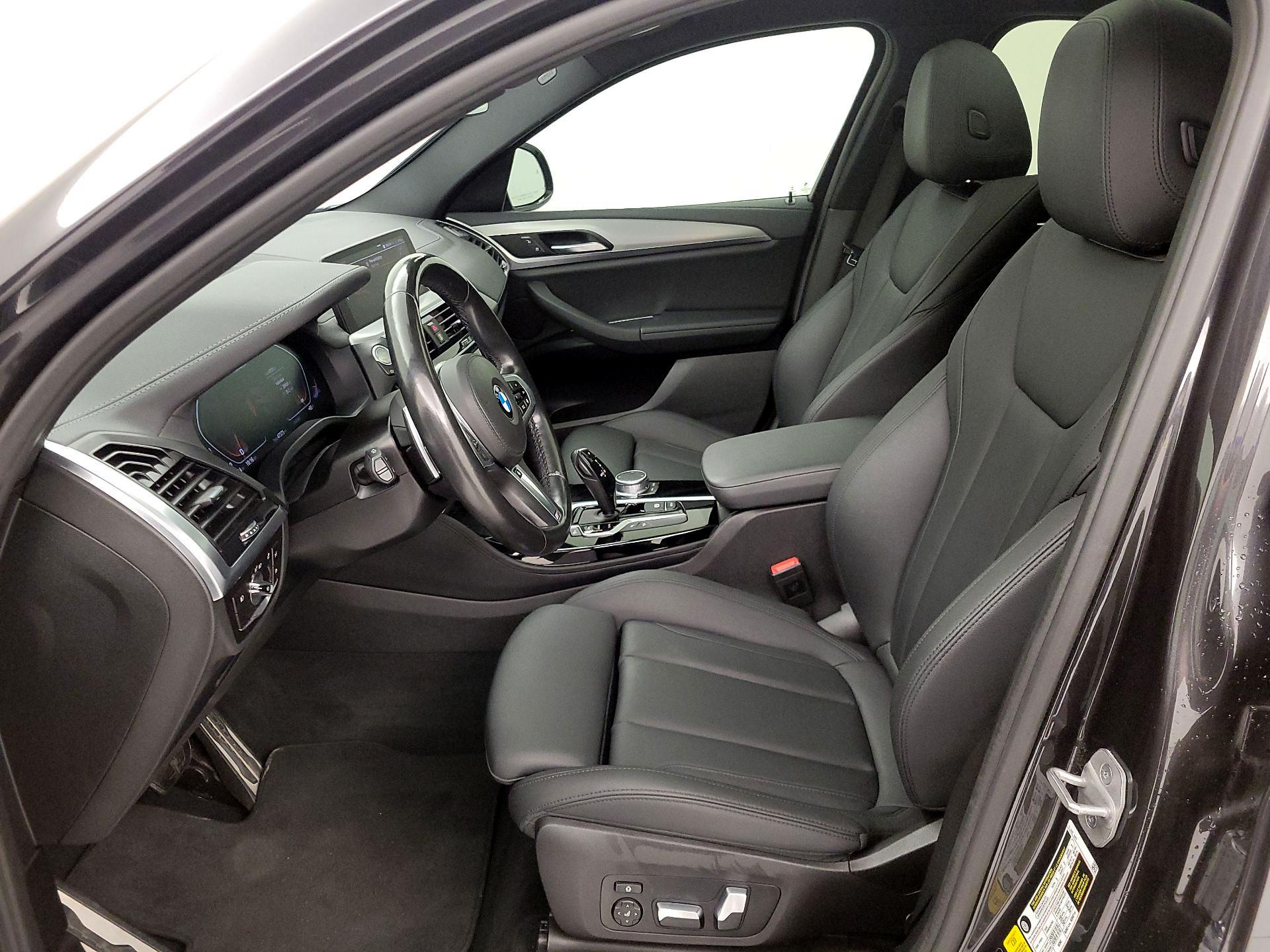 Thumbnail: 2021 BMW X4 - 11