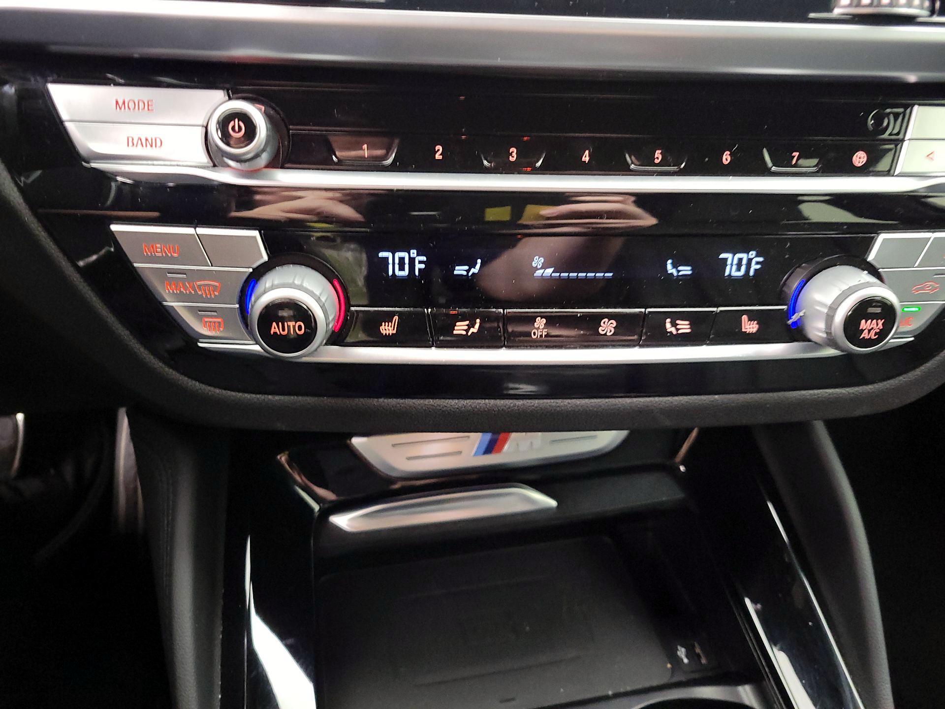 Thumbnail: 2021 BMW X4 - 17