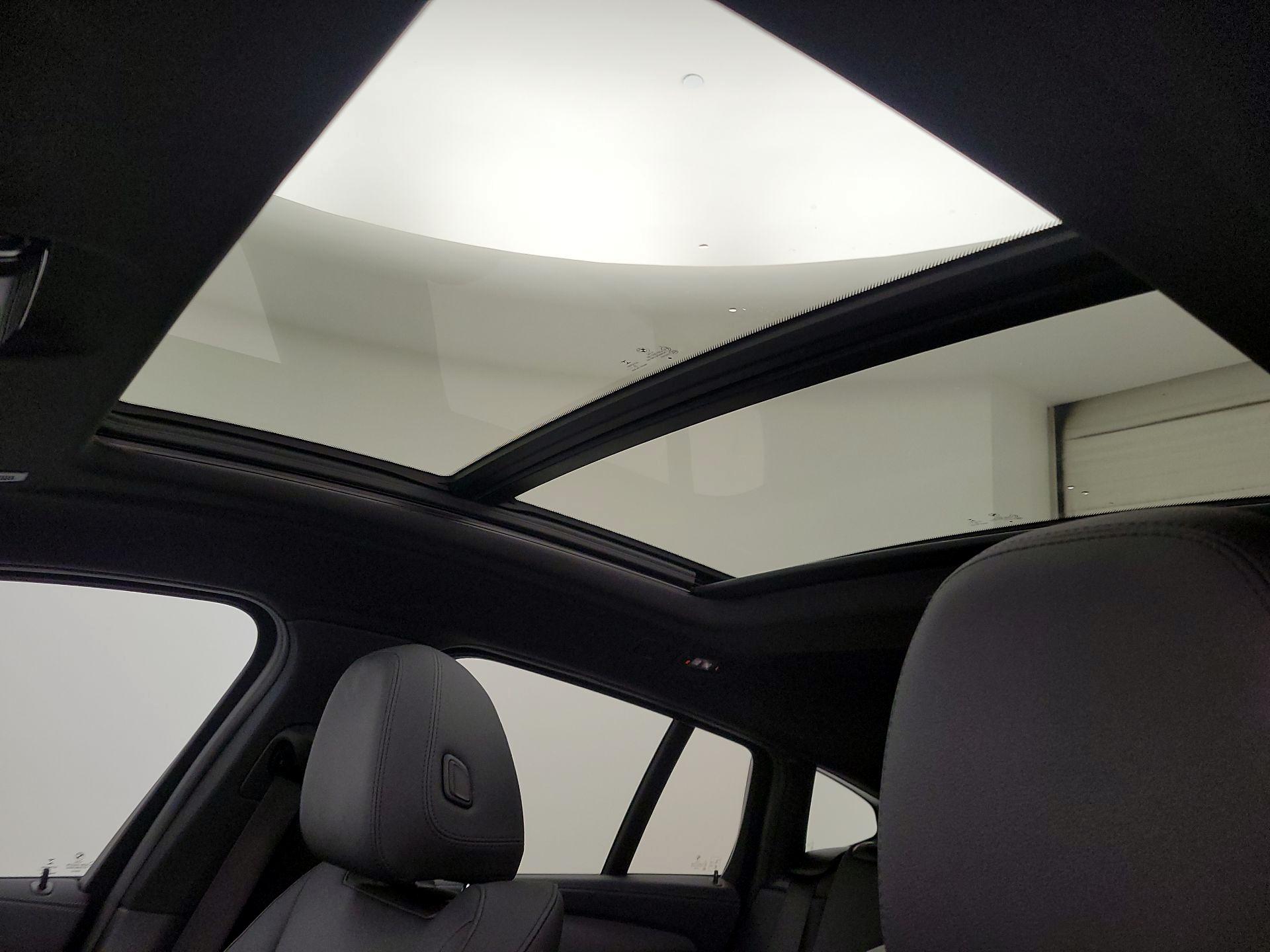 Thumbnail: 2021 BMW X4 - 20