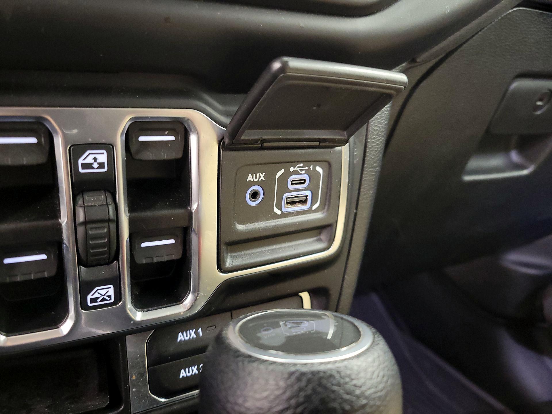 Thumbnail: 2023 Jeep Wrangler - 19