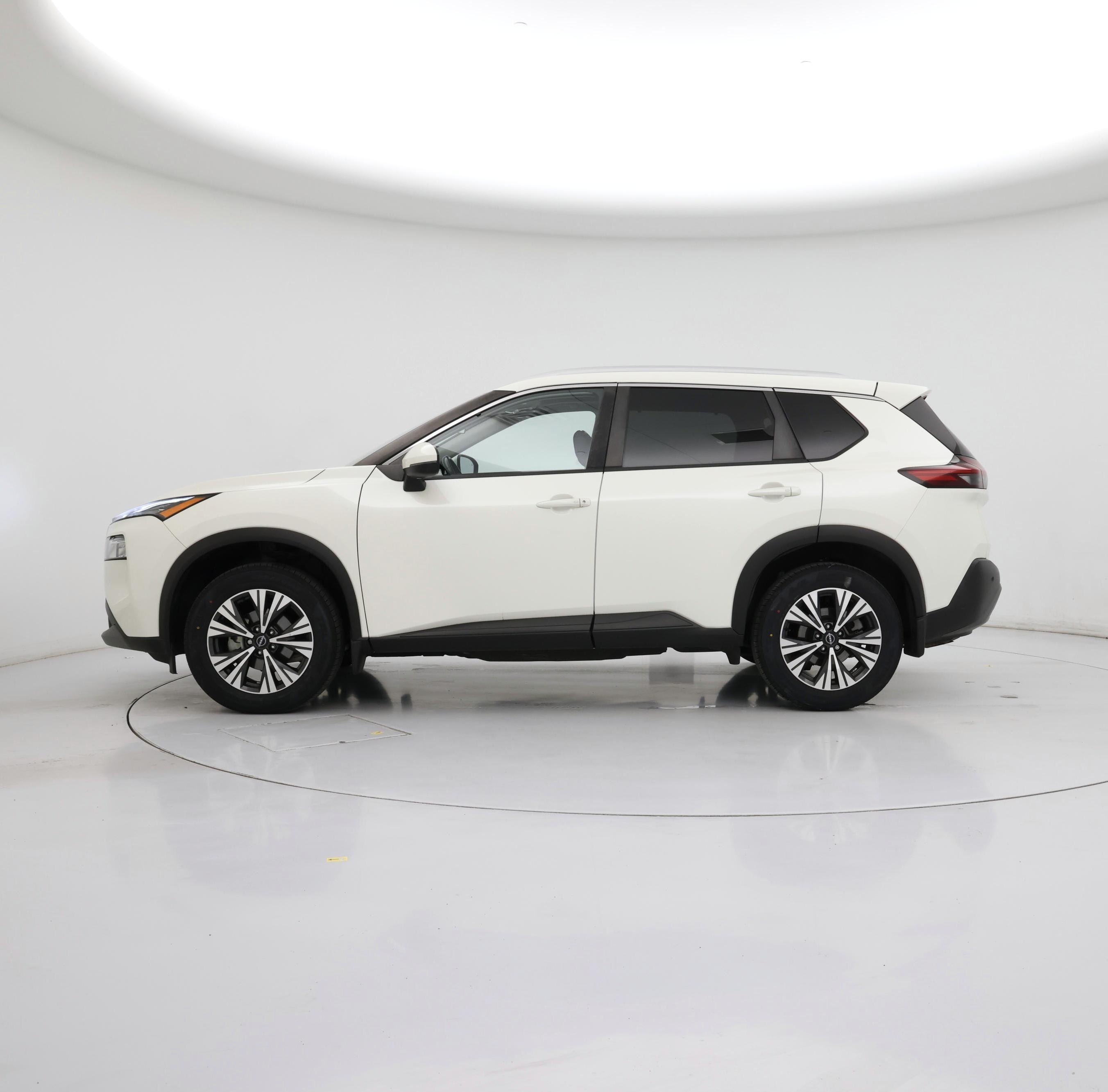 Thumbnail: 2022 Nissan Rogue - 3