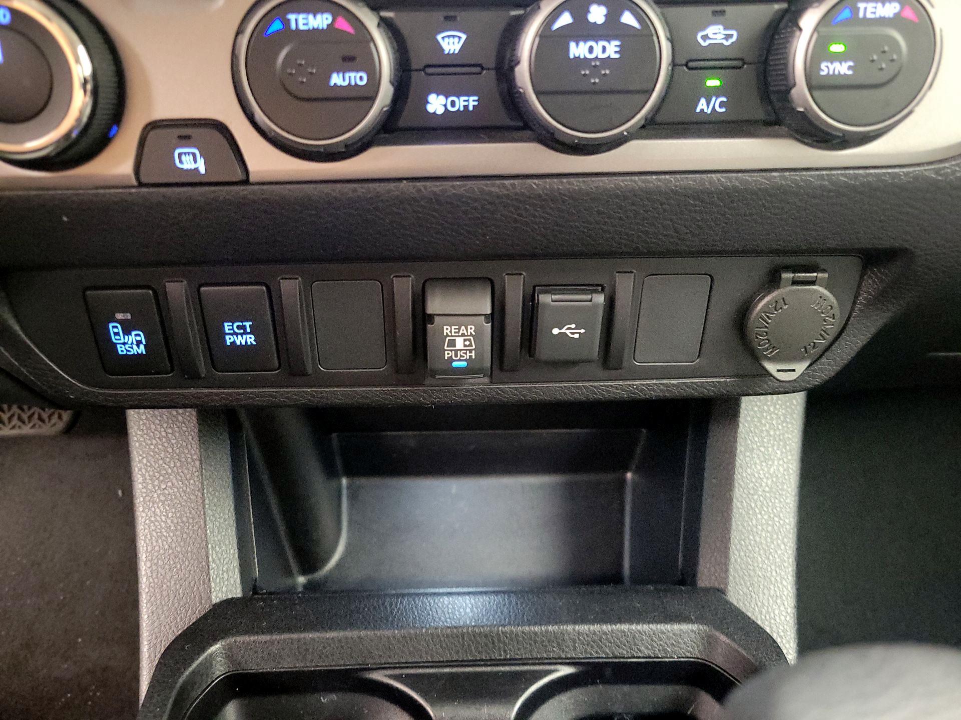 Thumbnail: 2023 Toyota Tacoma - 18