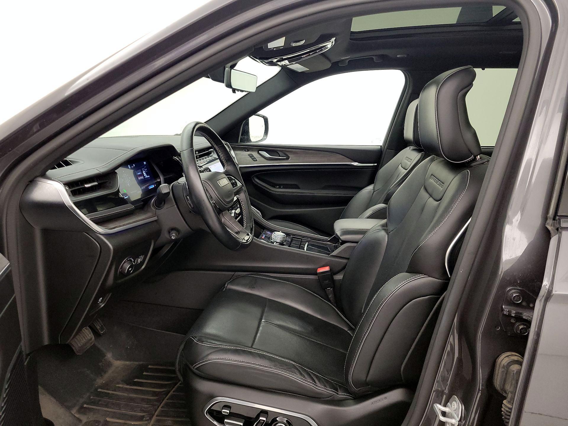 Thumbnail: 2022 Jeep Grand Cherokee L - 11