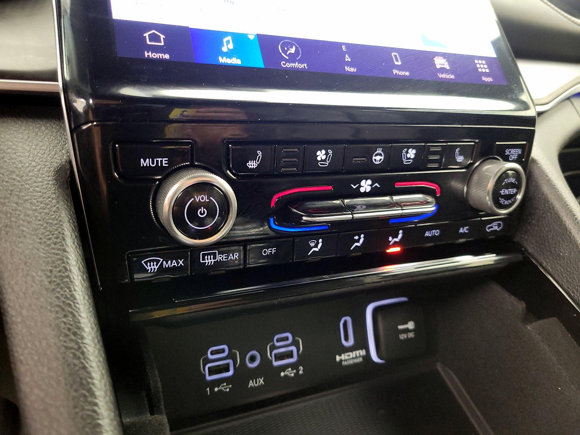 Thumbnail: 2022 Jeep Grand Cherokee L - 17