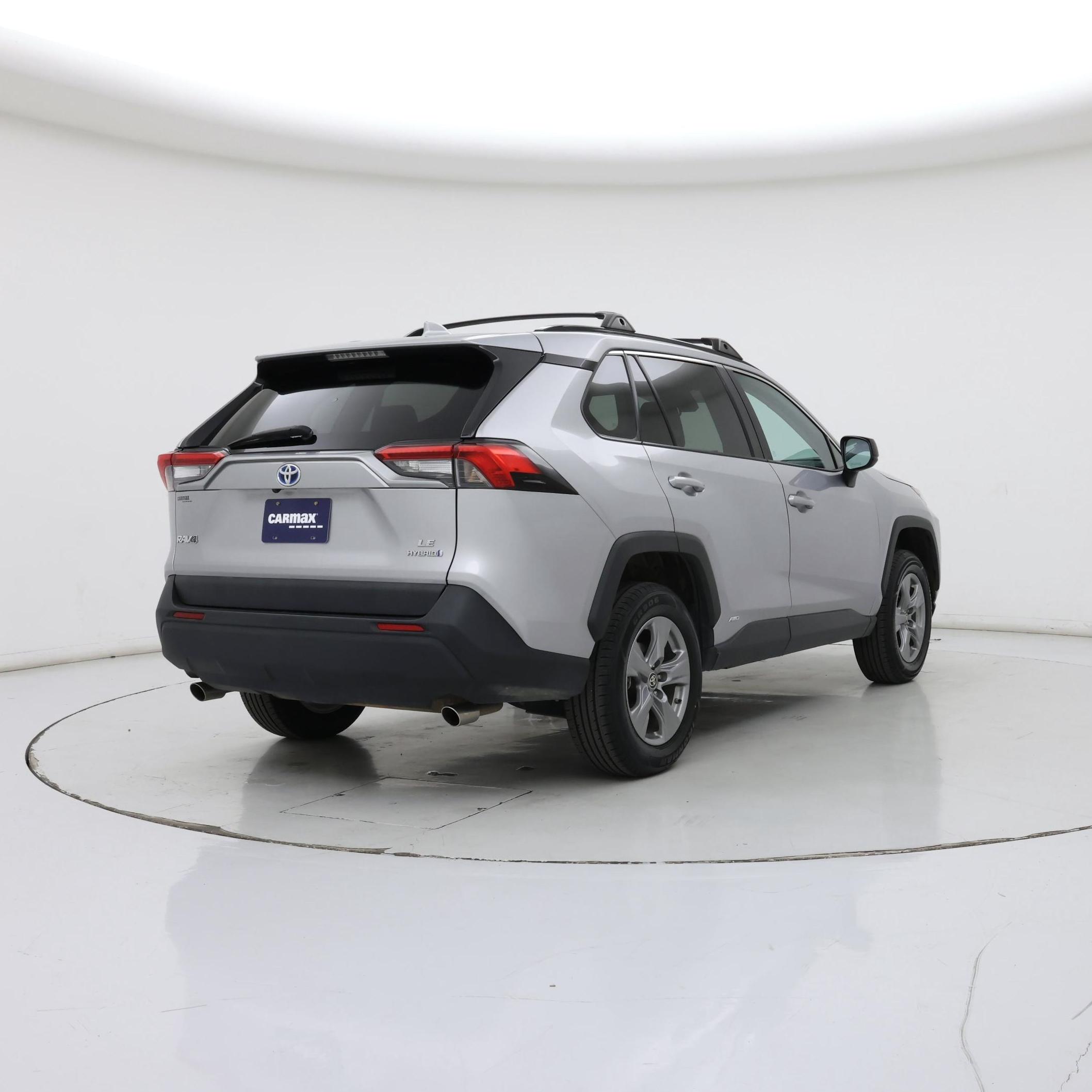 Thumbnail: 2022 Toyota RAV4 - 8