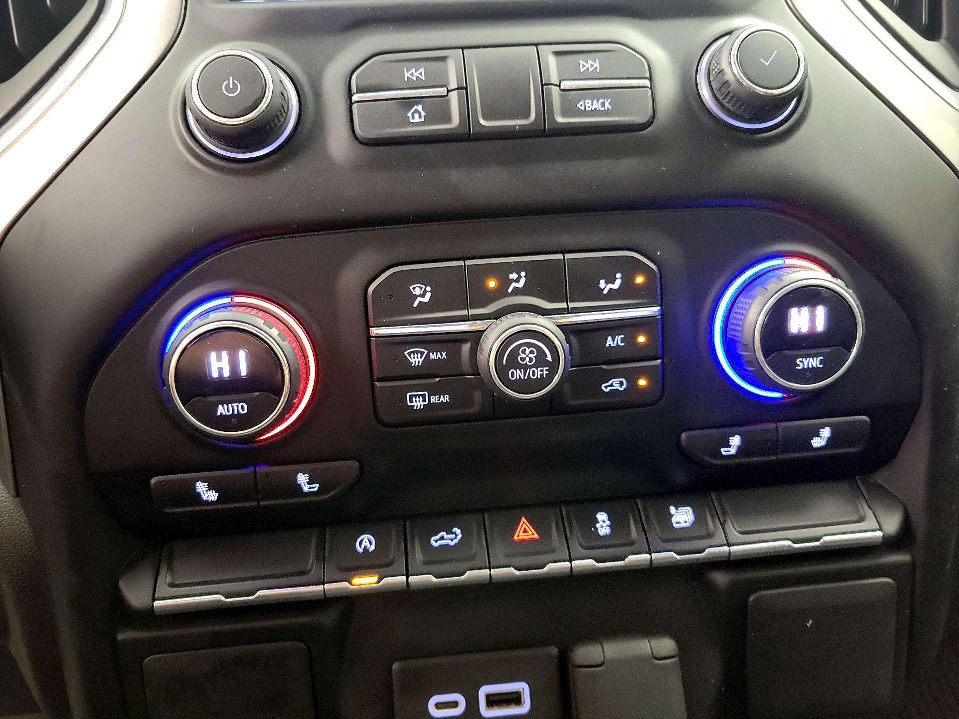 Thumbnail: 2021 Chevrolet Silverado 1500 - 16