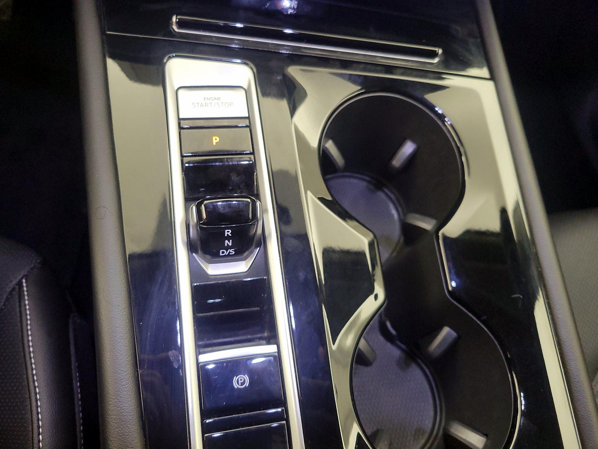 Thumbnail: 2024 Volkswagen Atlas - 17