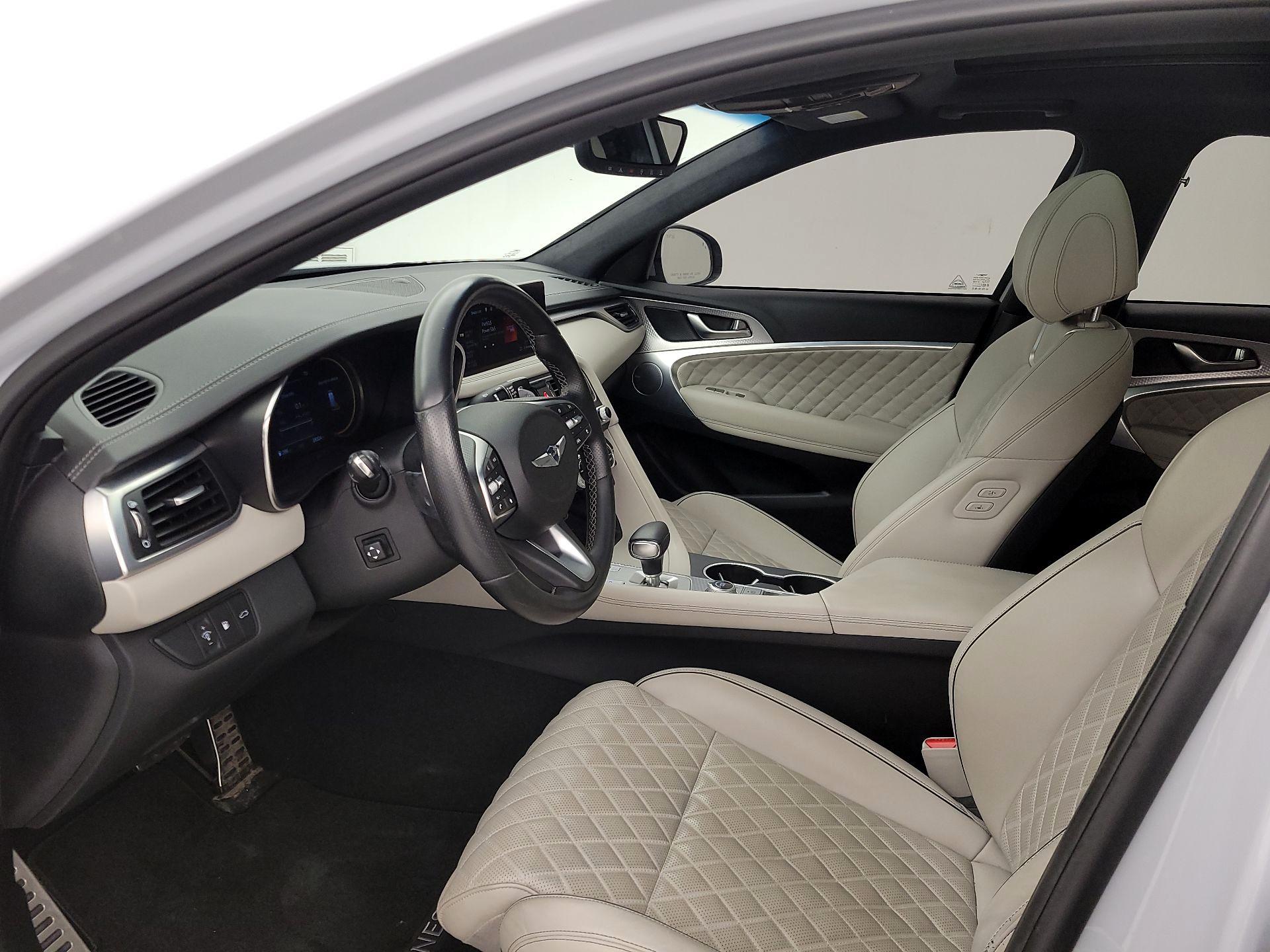 Thumbnail: 2022 Genesis G70 - 11