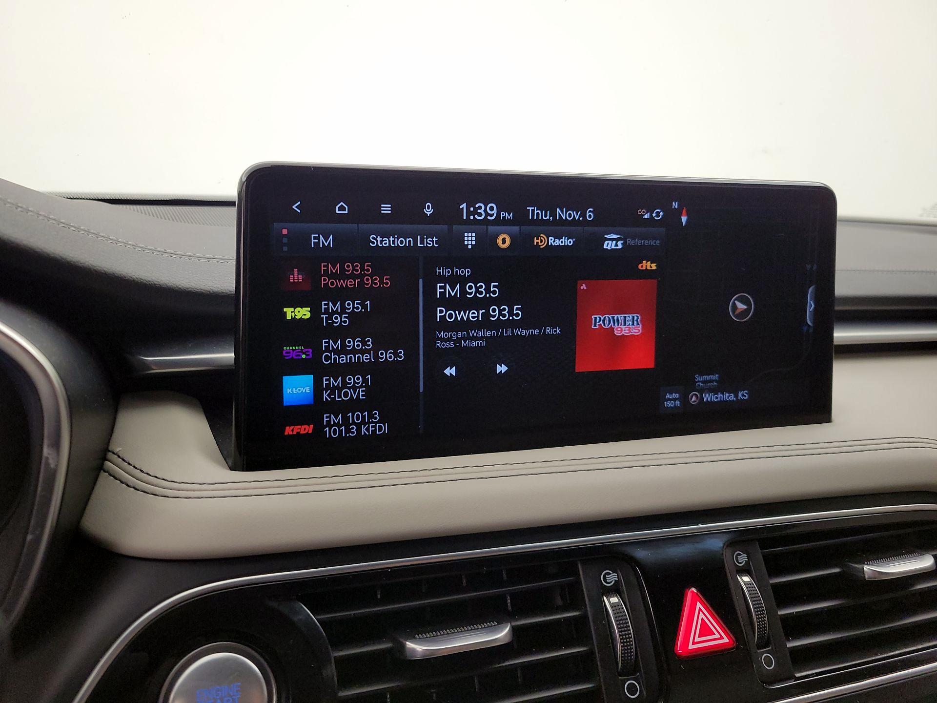 Thumbnail: 2022 Genesis G70 - 16