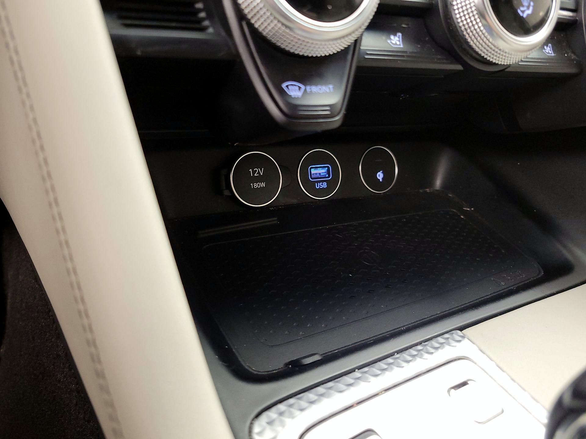 Thumbnail: 2022 Genesis G70 - 19