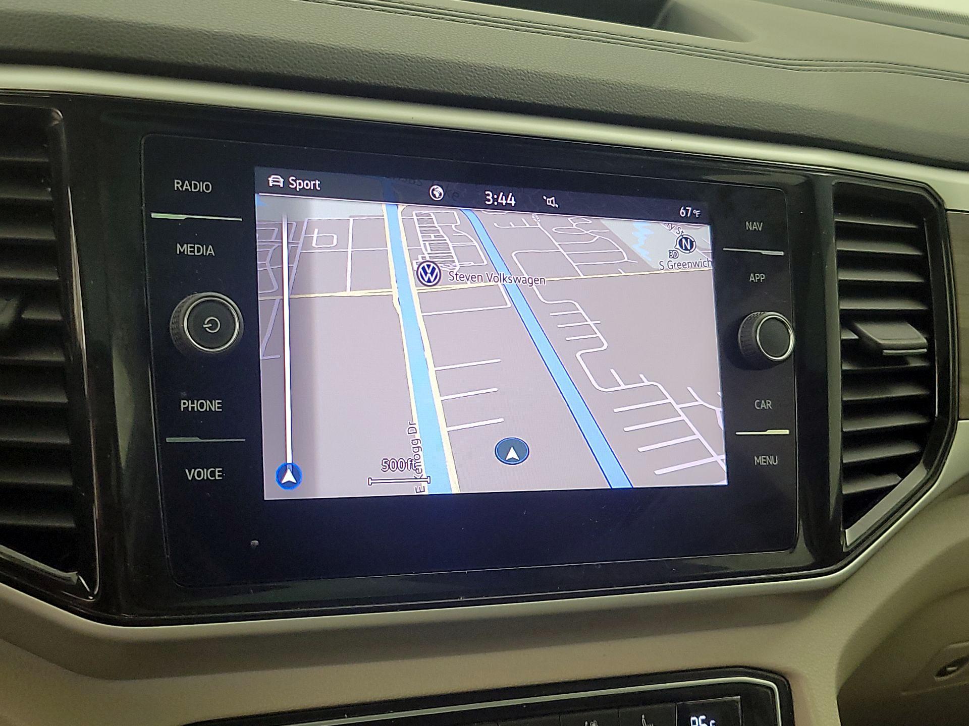 Thumbnail: 2021 Volkswagen Atlas - 14