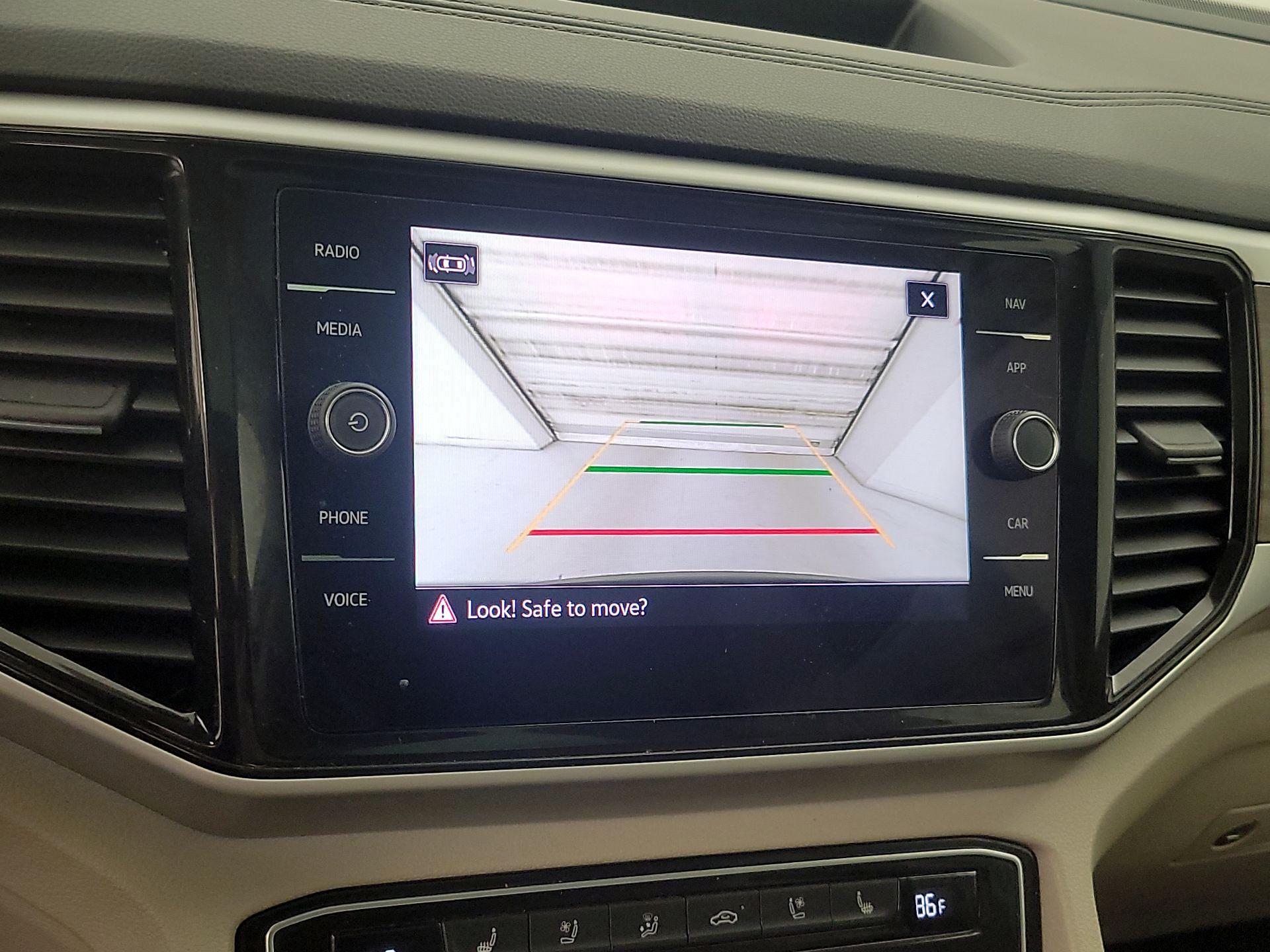 Thumbnail: 2021 Volkswagen Atlas - 15