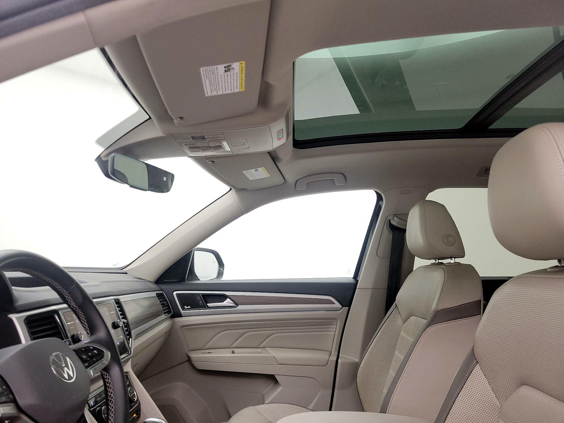 Thumbnail: 2021 Volkswagen Atlas - 20