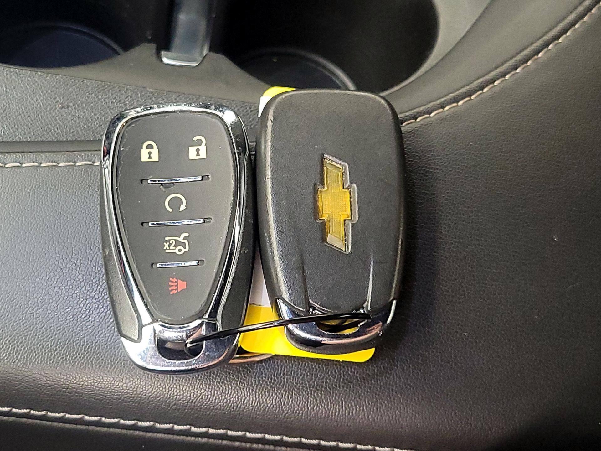 Thumbnail: 2021 Chevrolet Camaro - 20